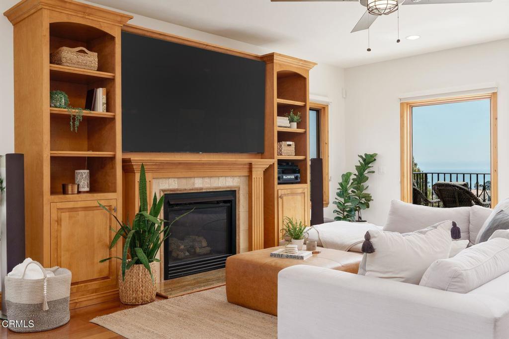 300 N Kalorama Street