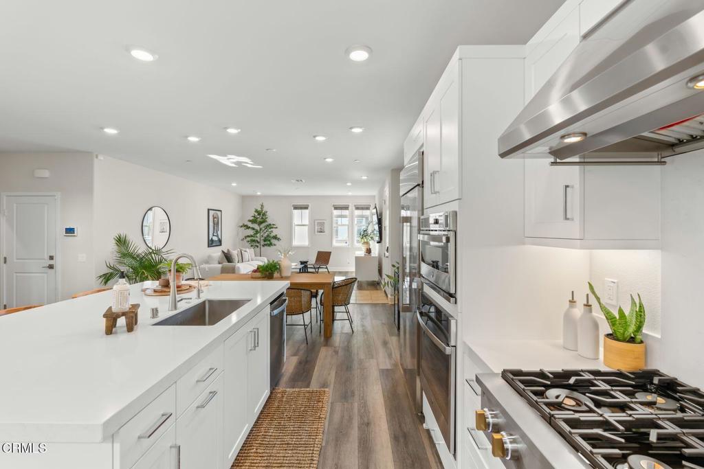 3068 Harrison Lane