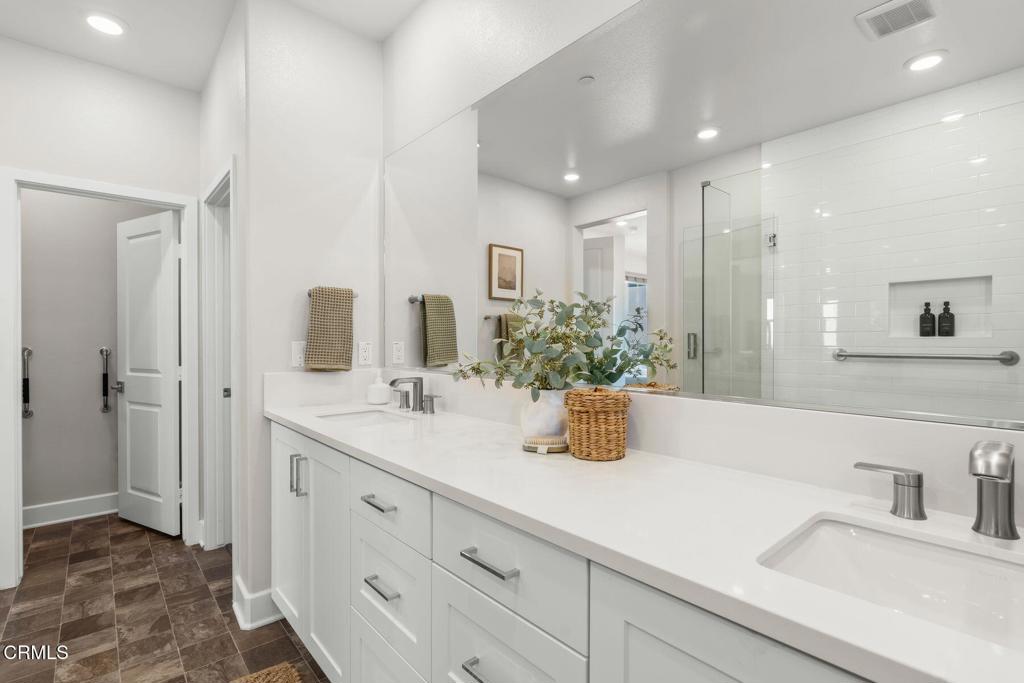 3068 Harrison Lane