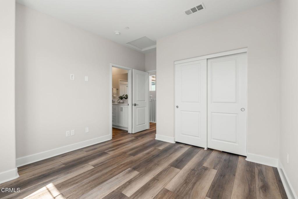 3068 Harrison Lane