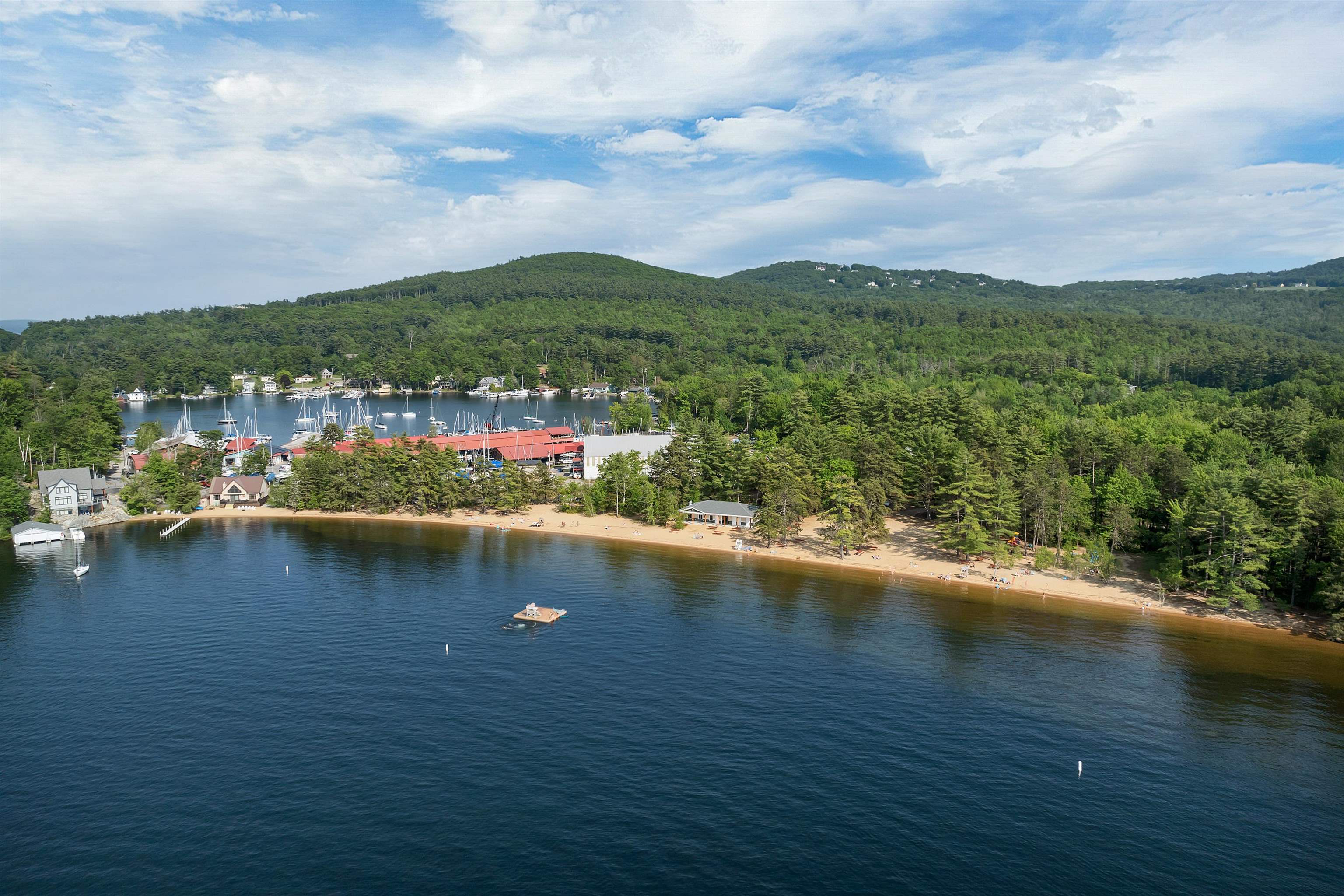 2393 Lake Shore Road Unit: 17