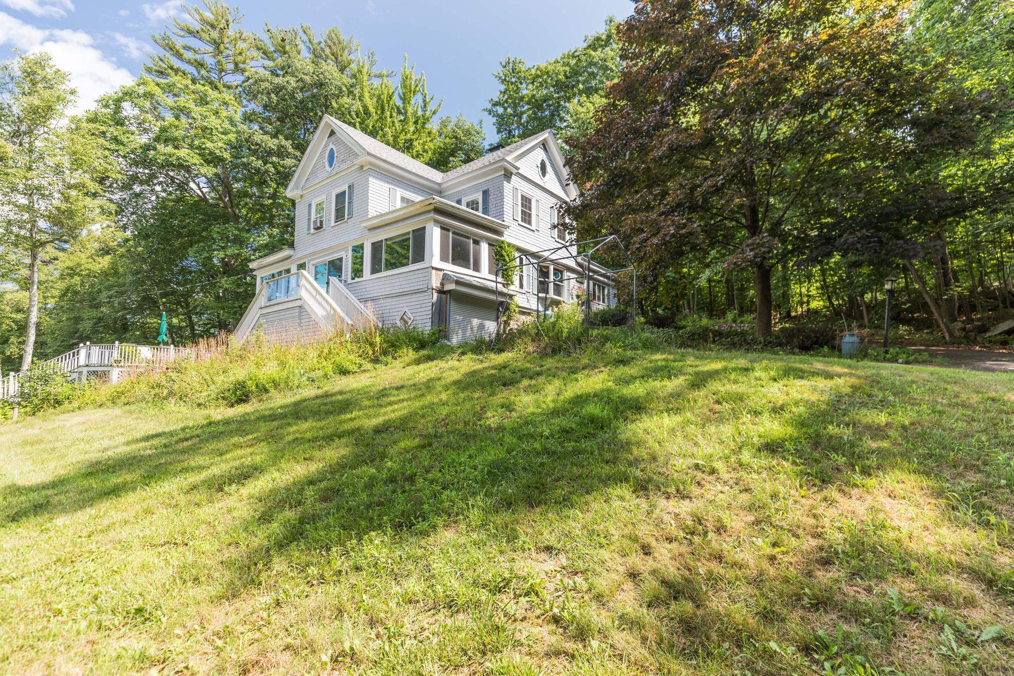 22 Courtyard Circle