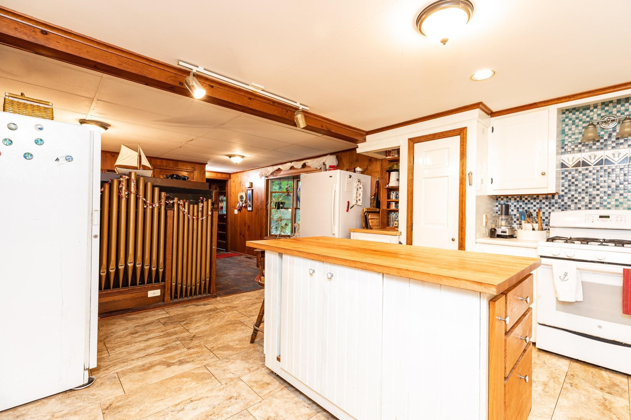 22 Courtyard Circle