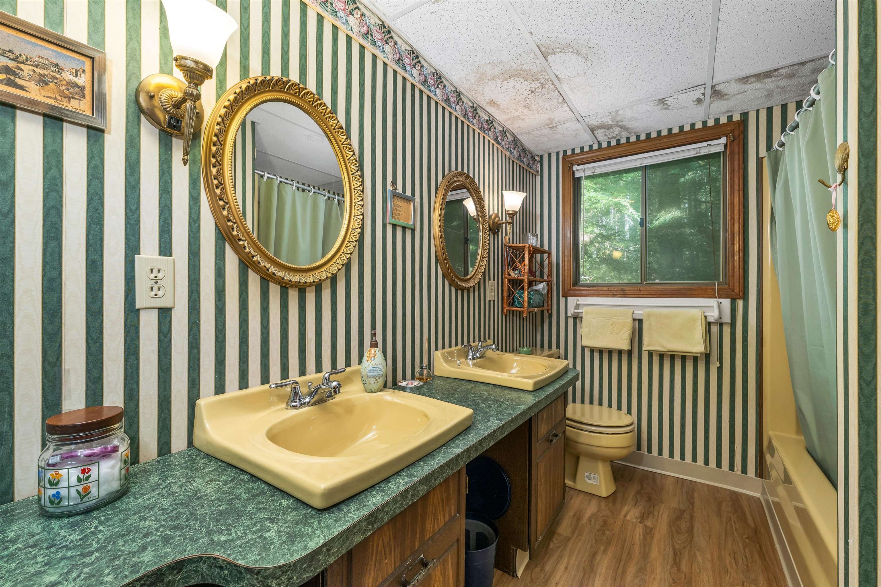 120 Big Barndoor Island