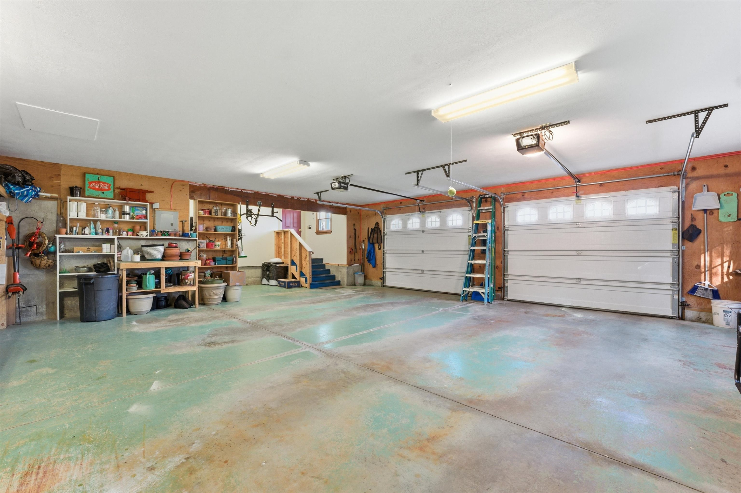 25 Elliot Road