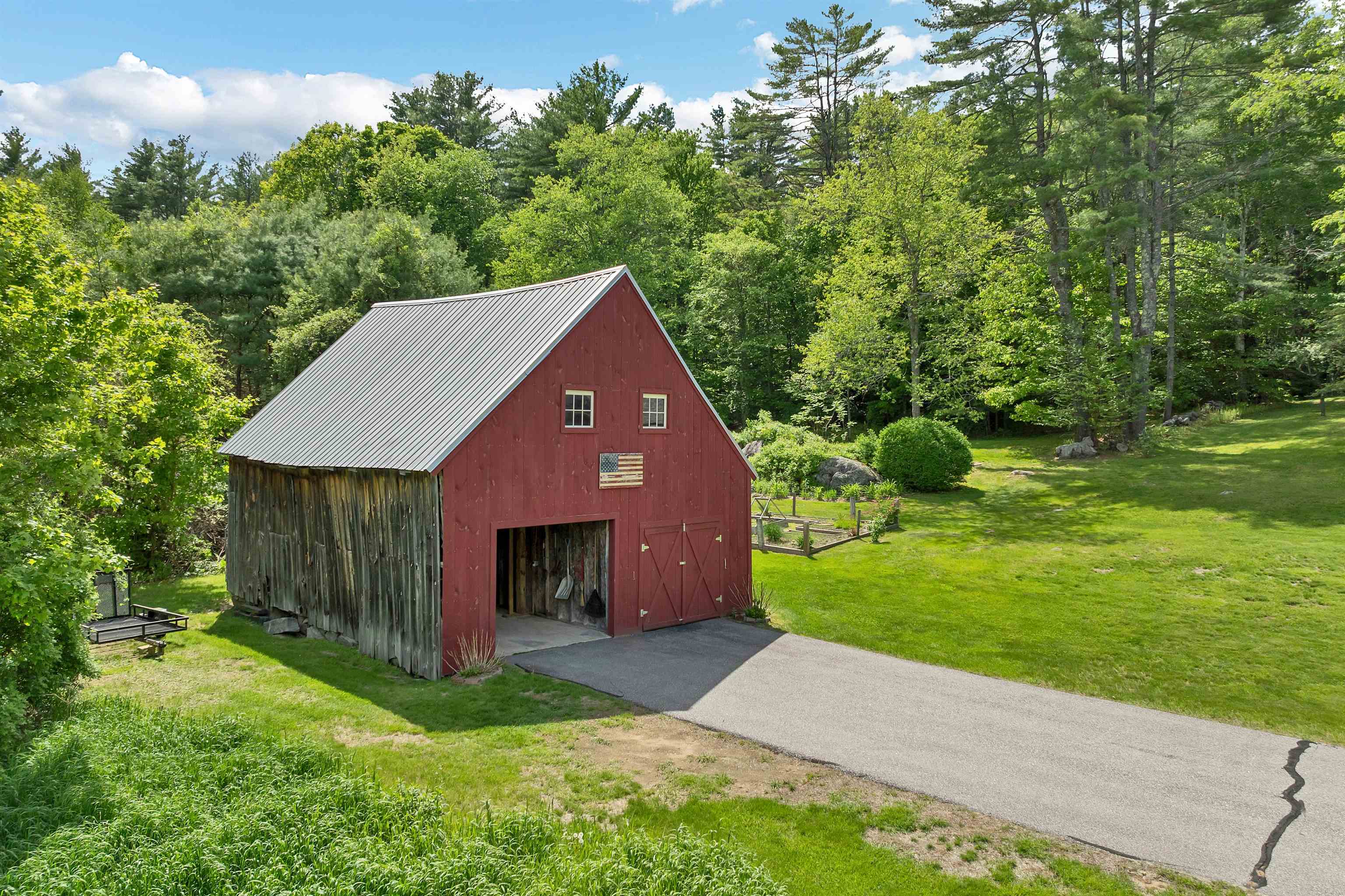 25 Elliot Road