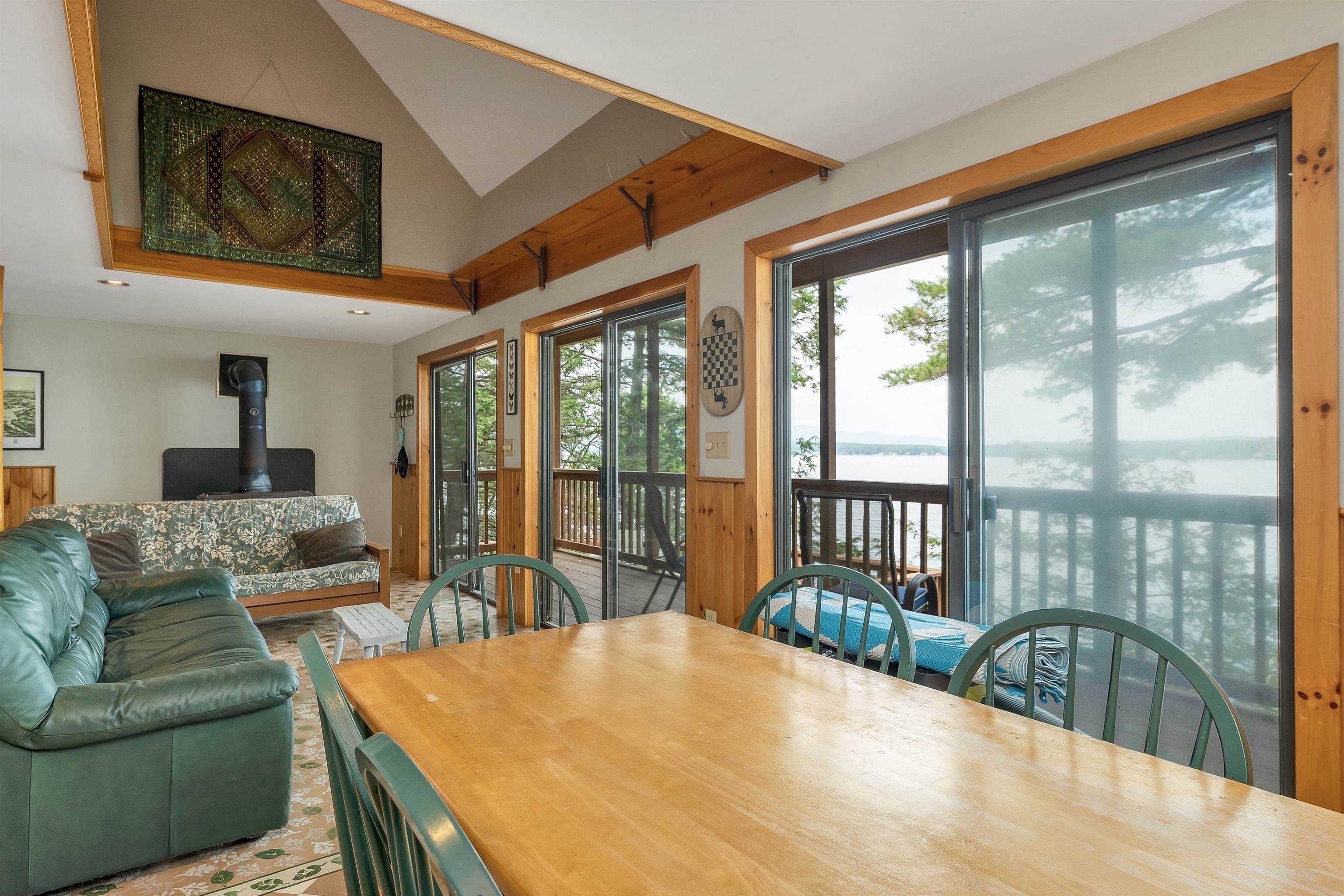 756 Rattlesnake Island
