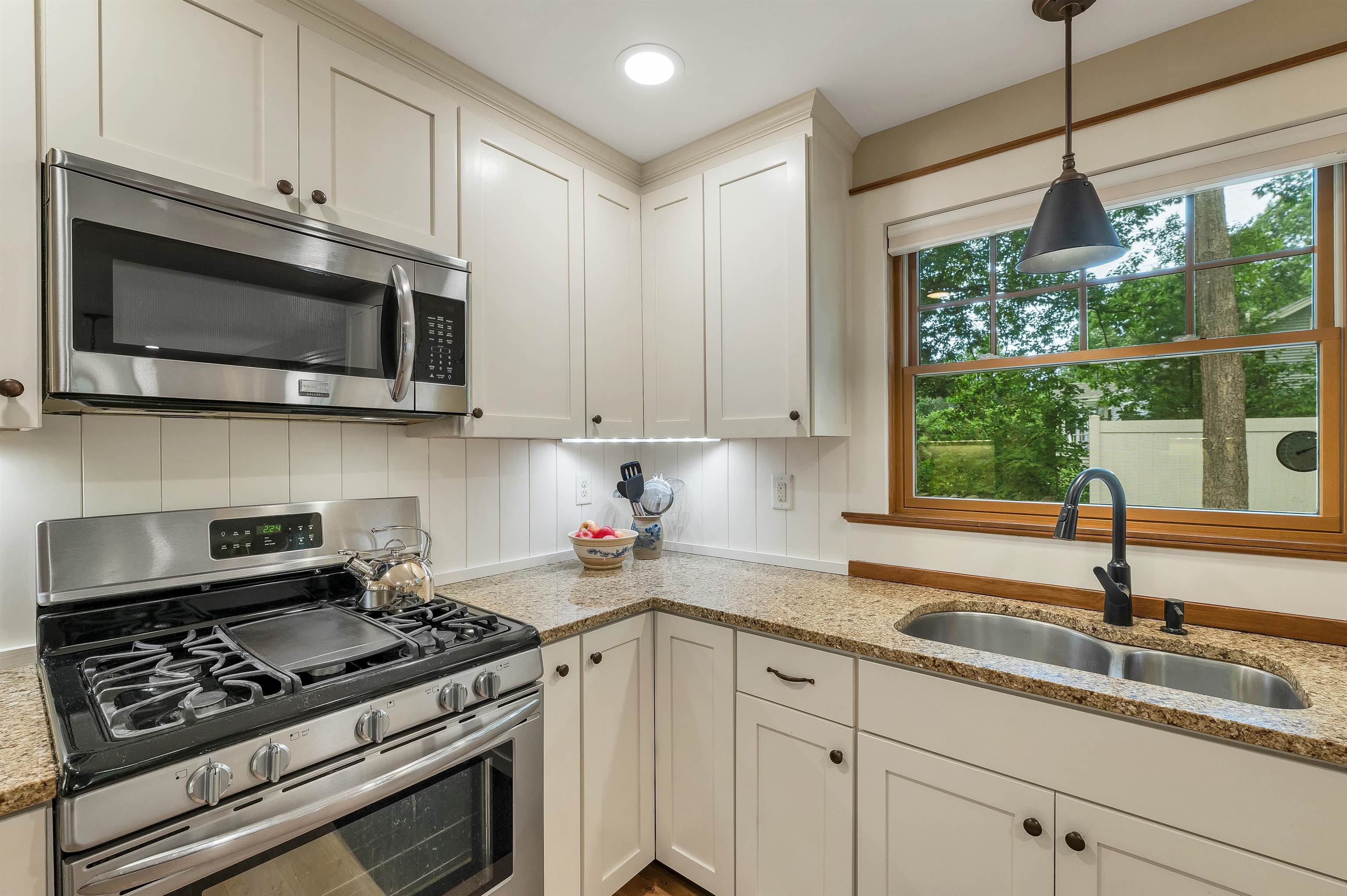 3 Oak Knoll Road