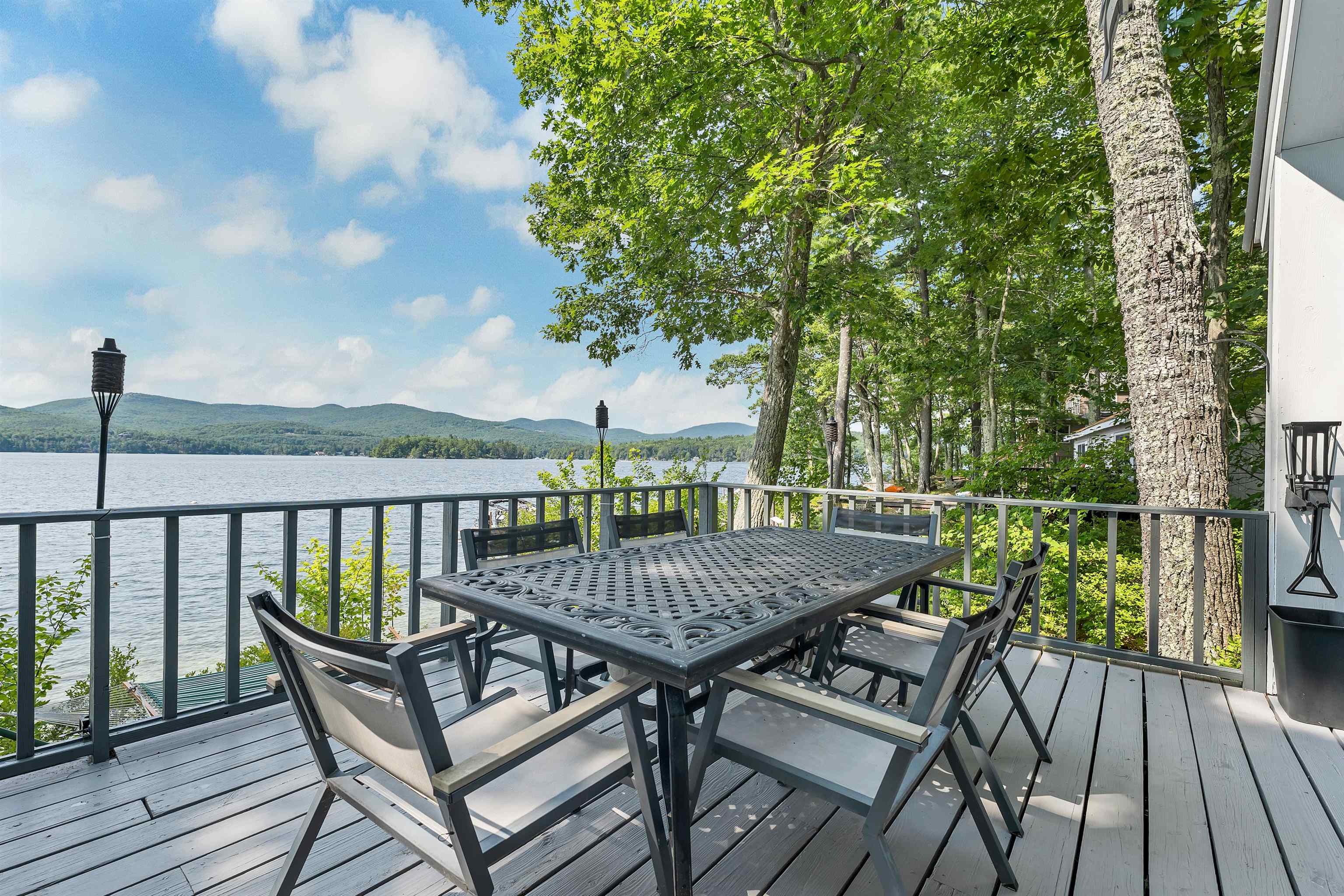 556 Rattlesnake Island