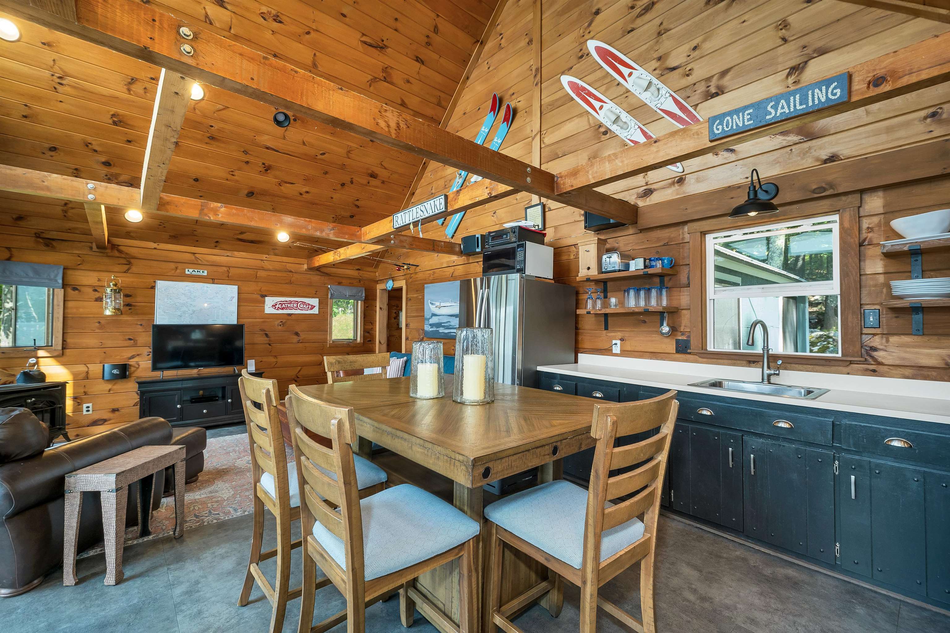 556 Rattlesnake Island