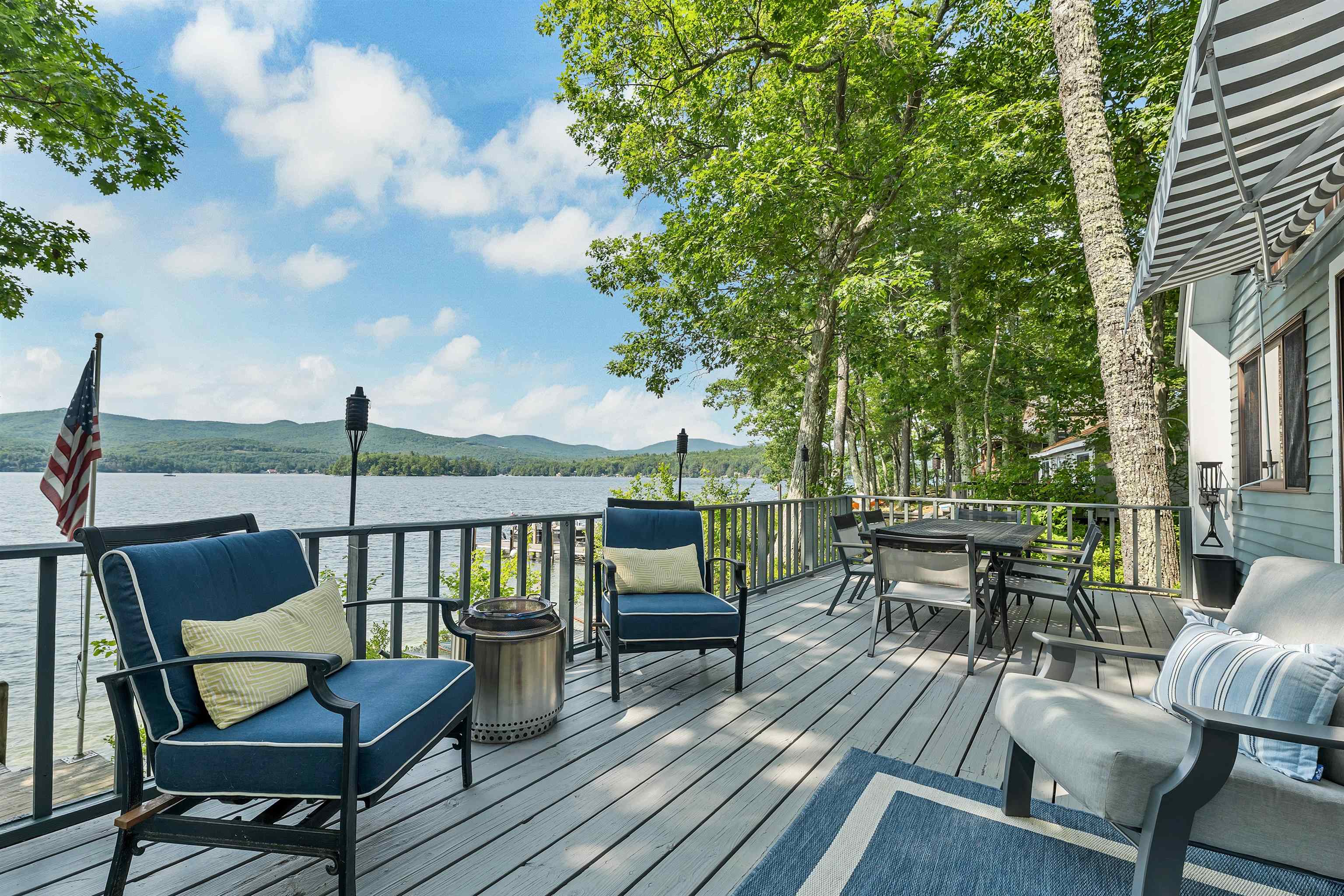 556 Rattlesnake Island