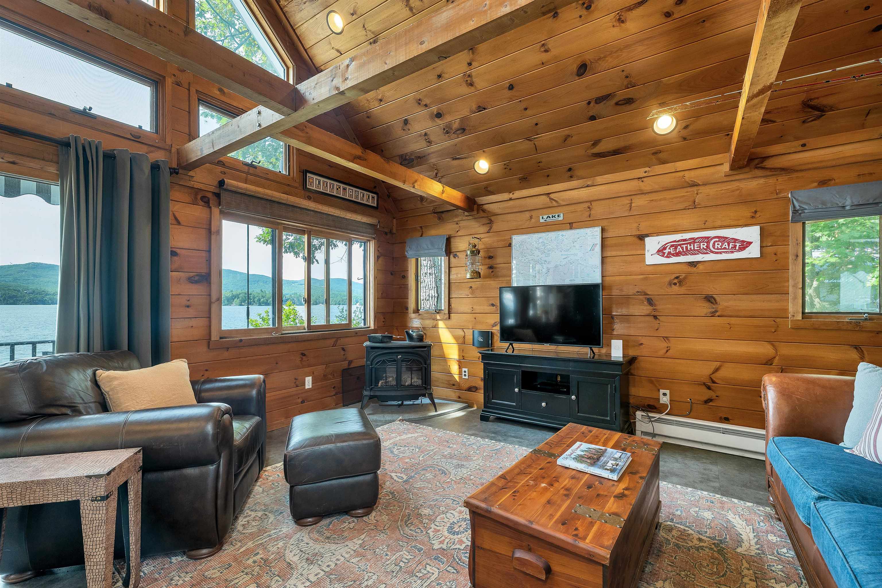 556 Rattlesnake Island