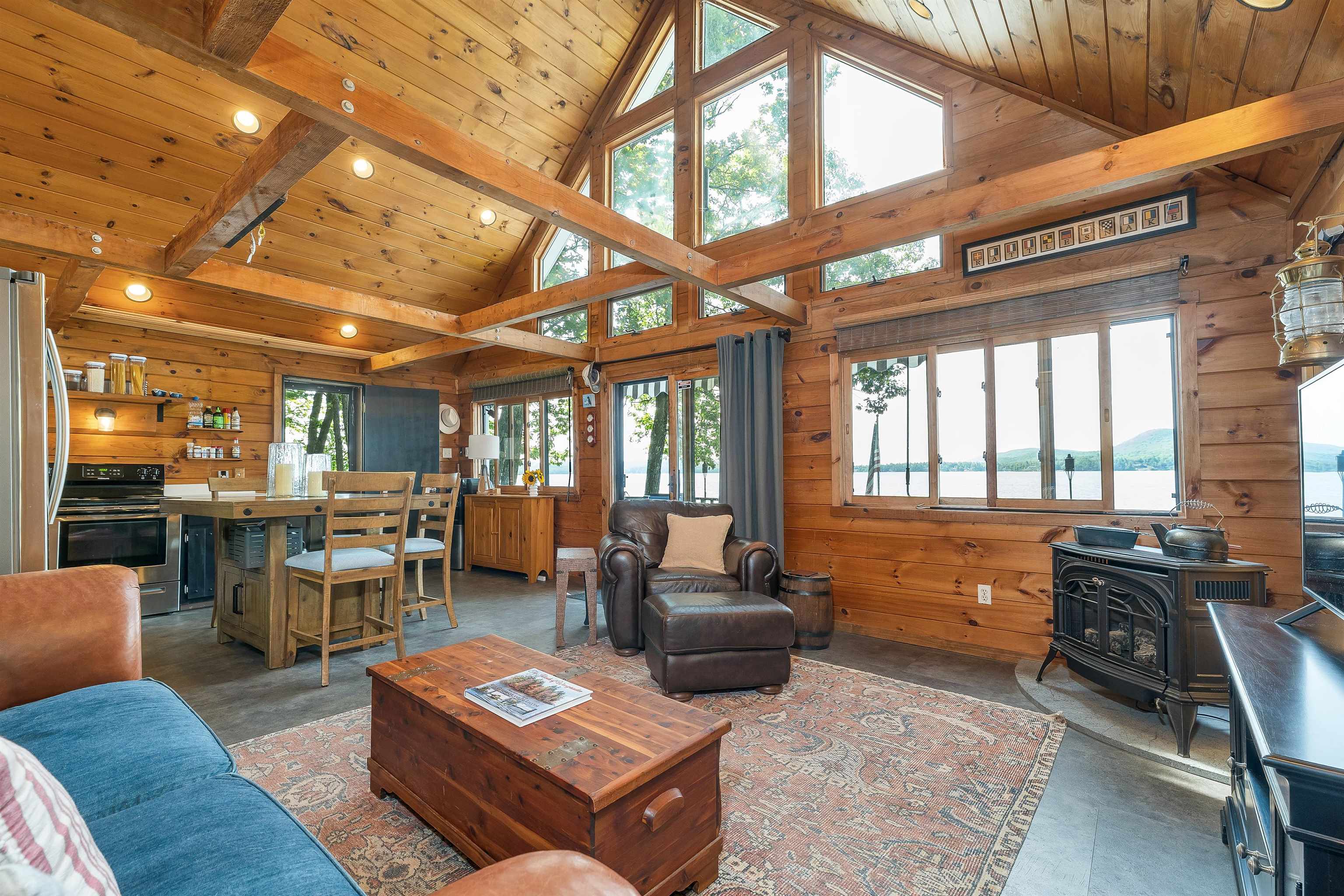 556 Rattlesnake Island