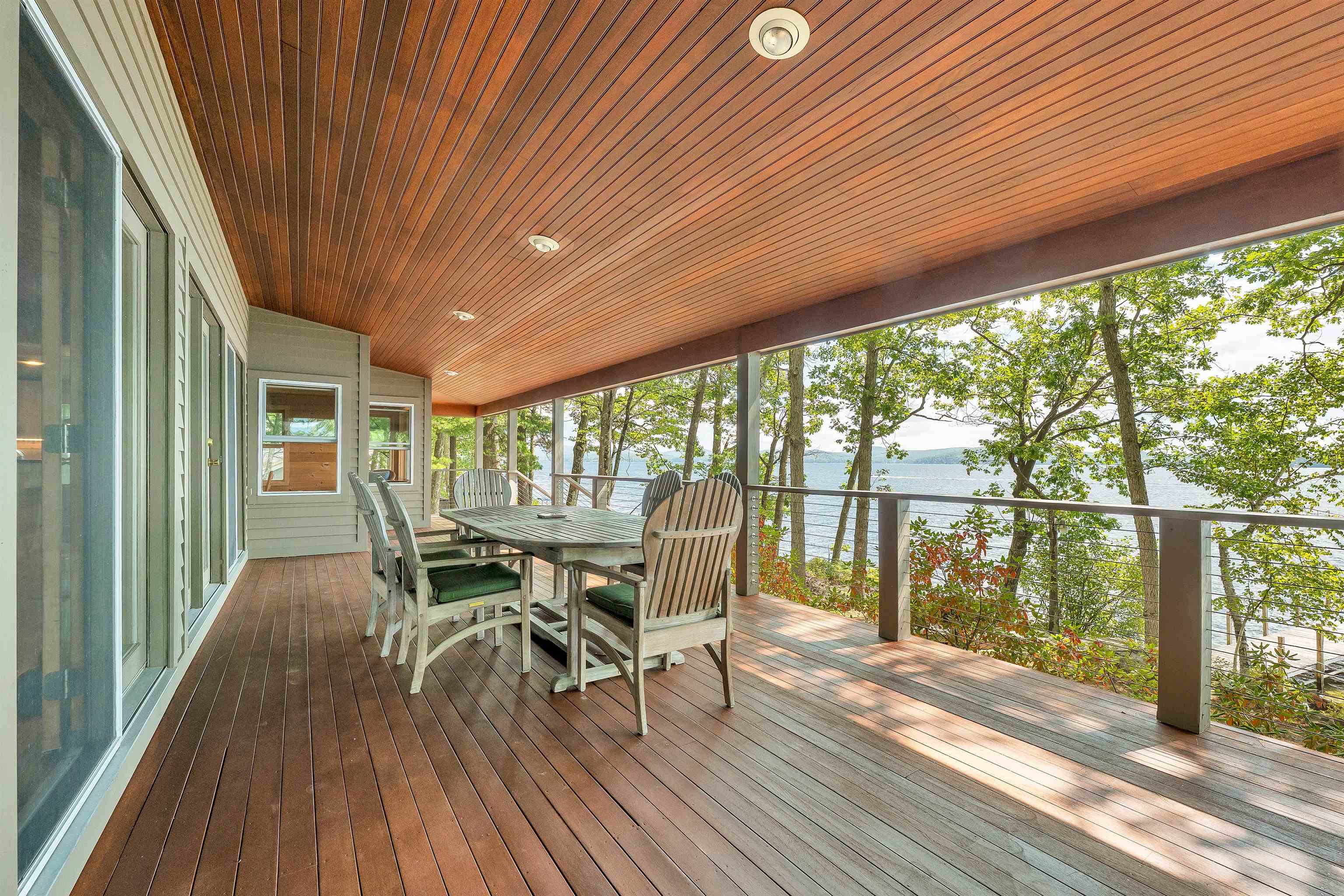 548 Rattlesnake Island