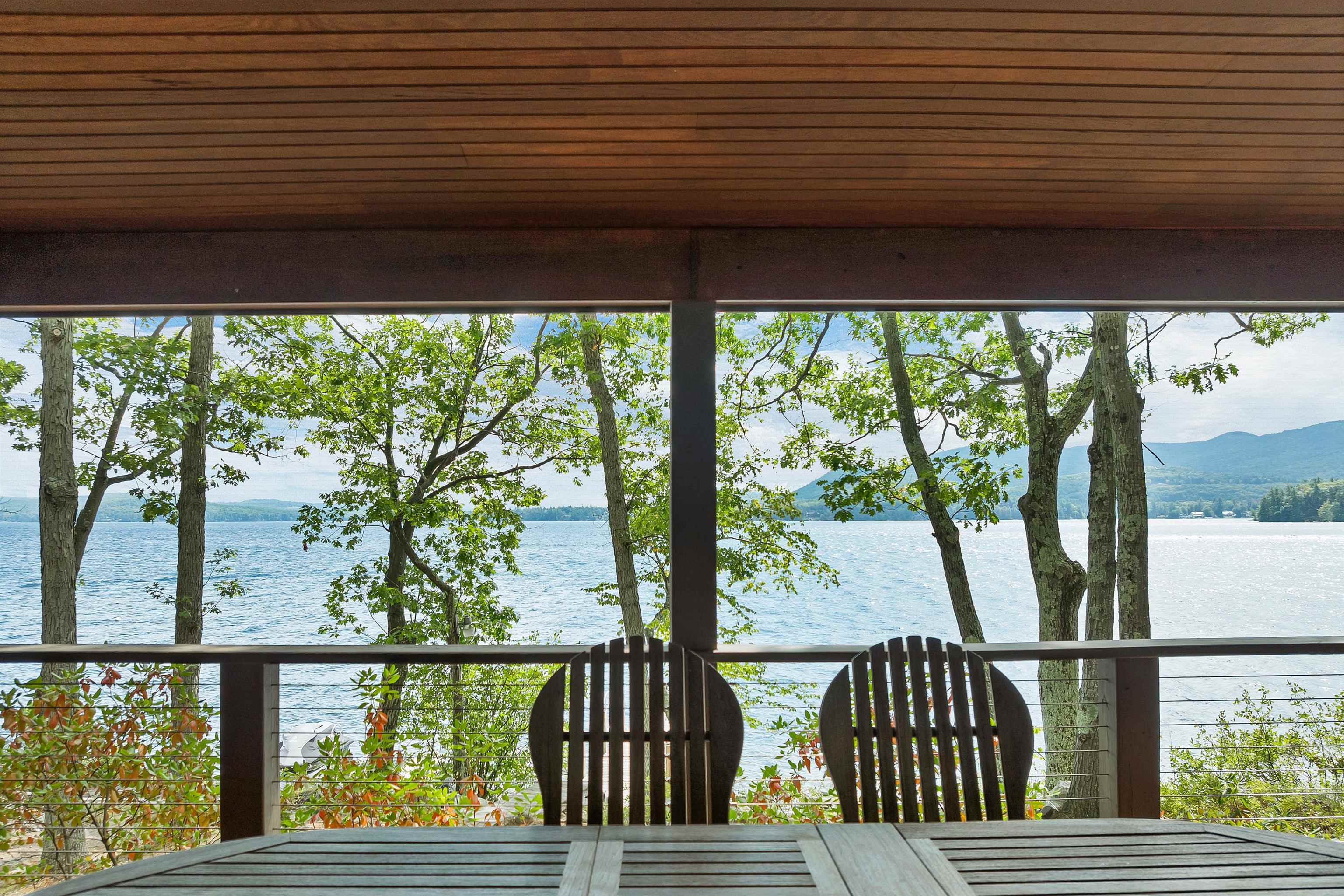 548 Rattlesnake Island