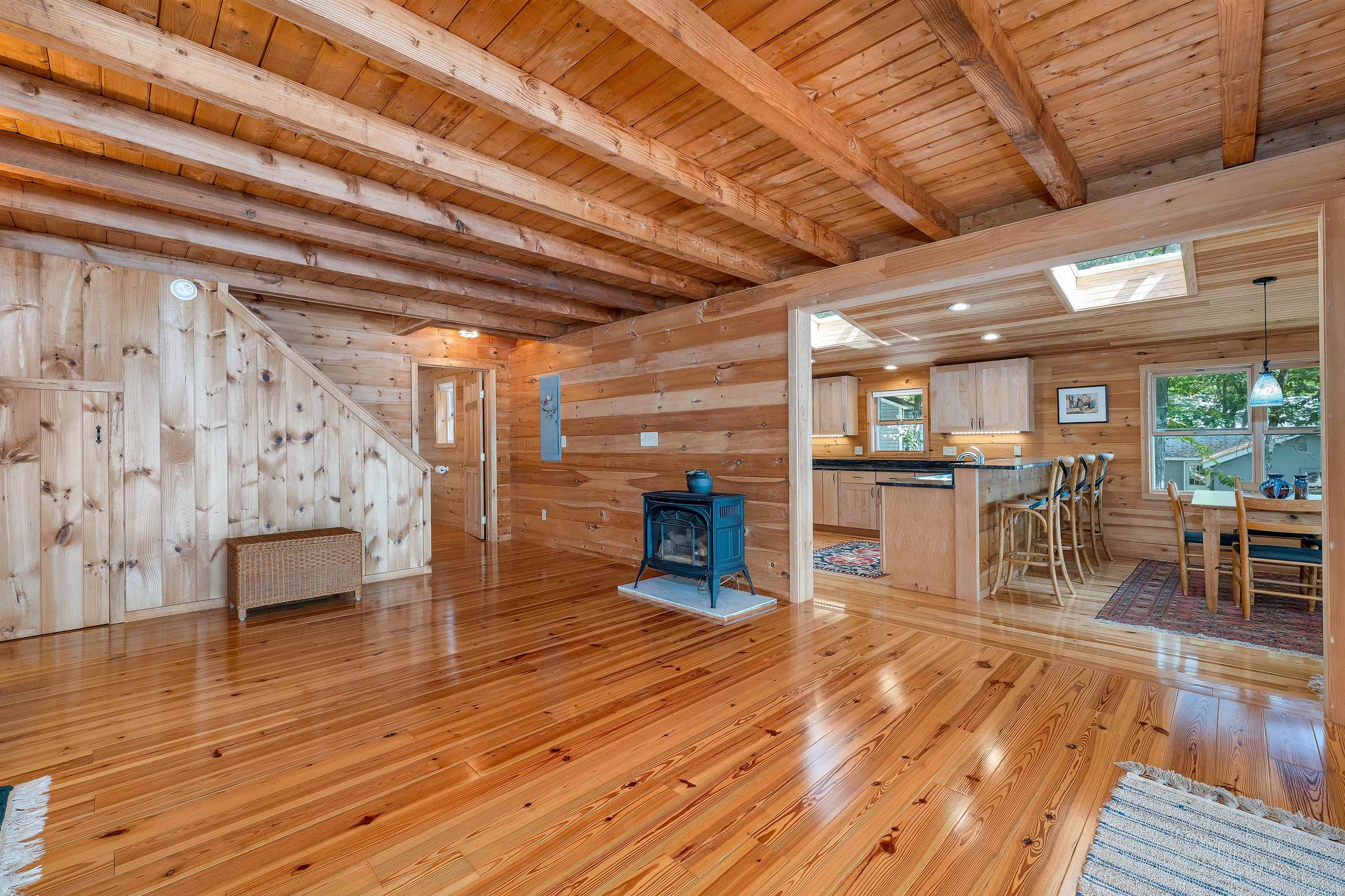 548 Rattlesnake Island