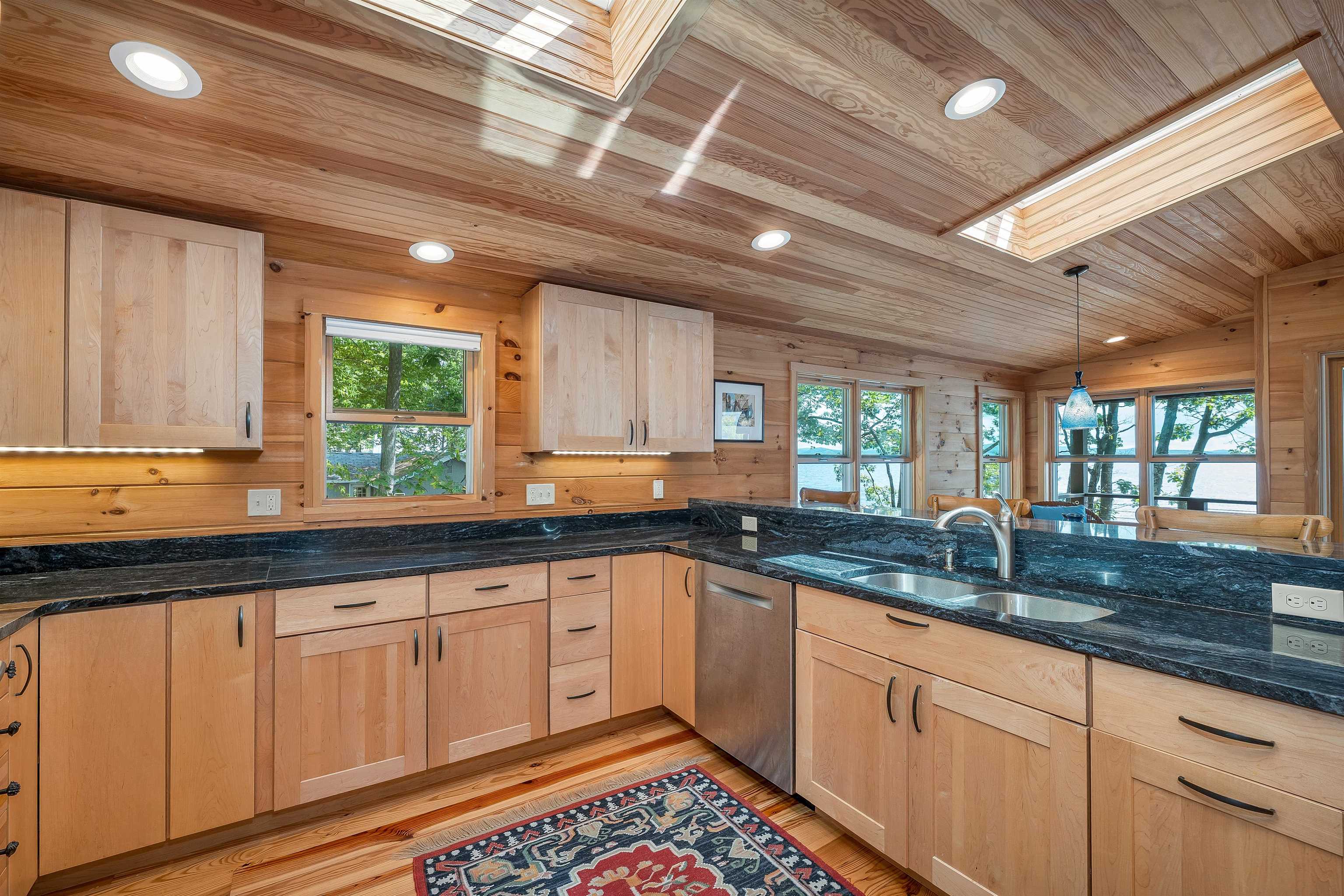 548 Rattlesnake Island