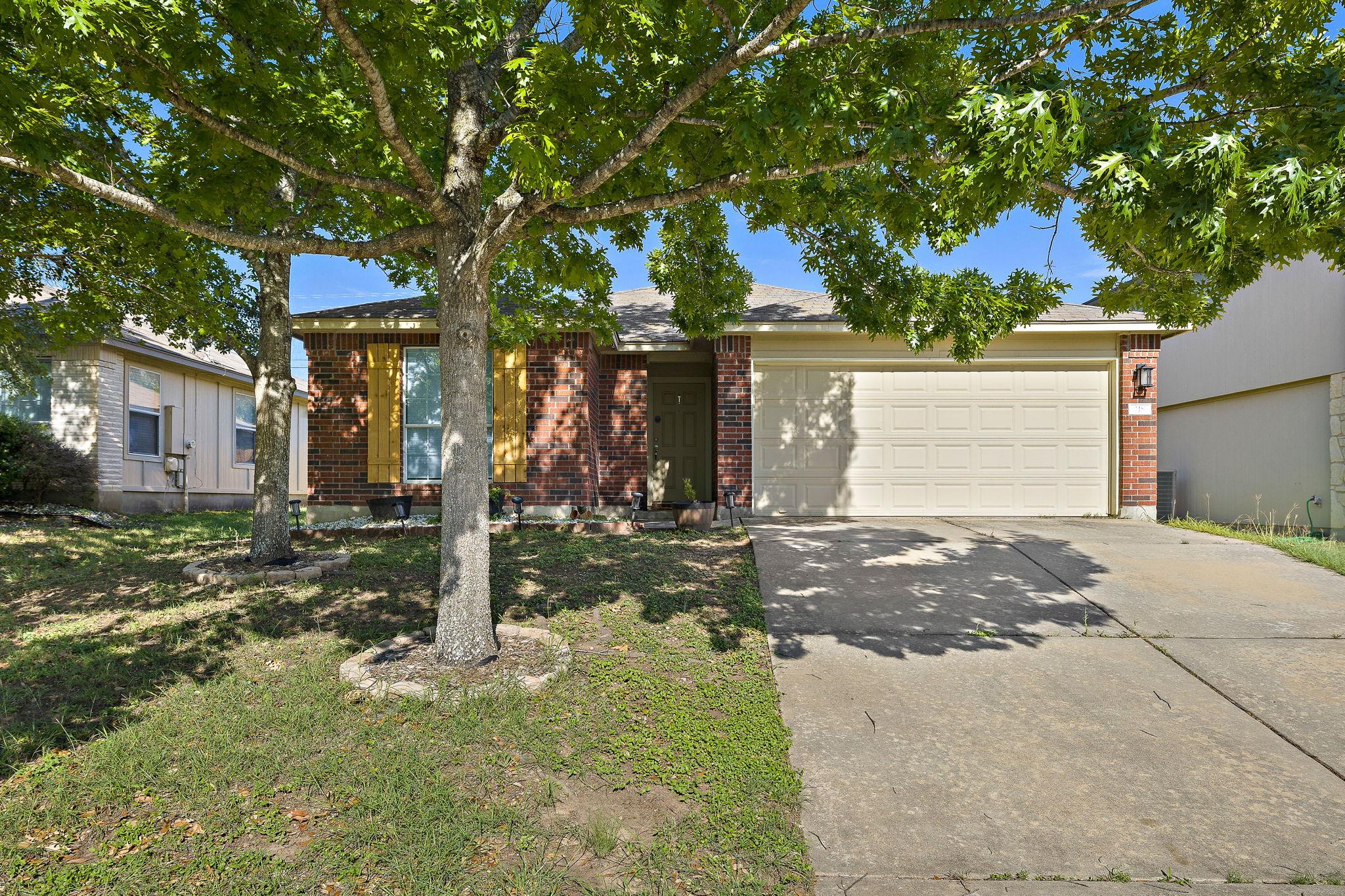 218 Altamont ST