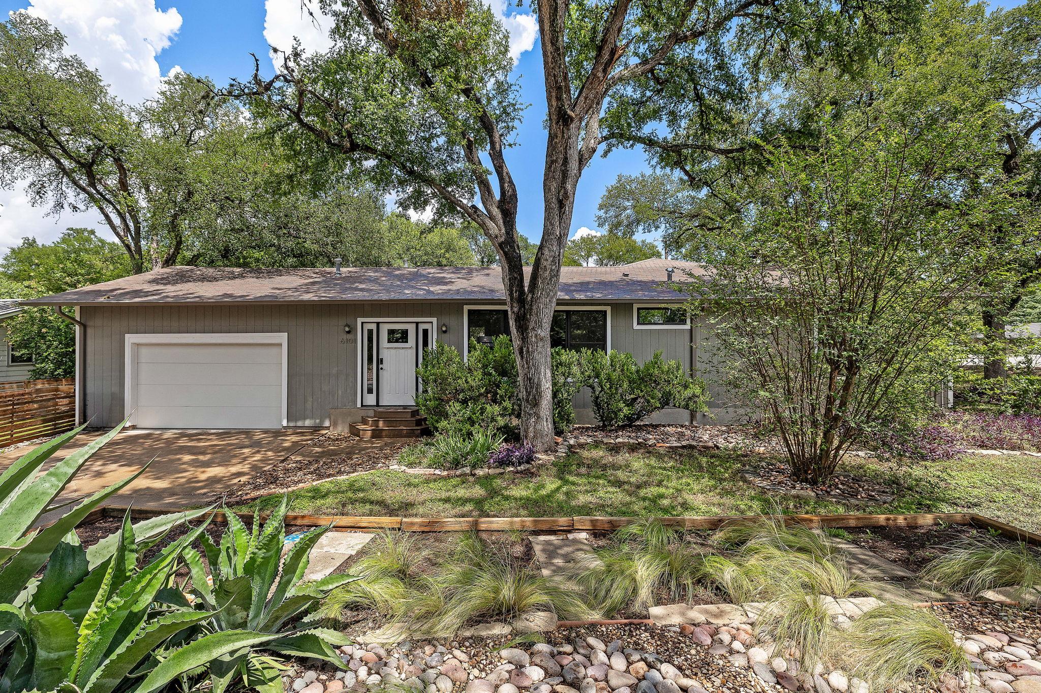 6101 Adalee Ave