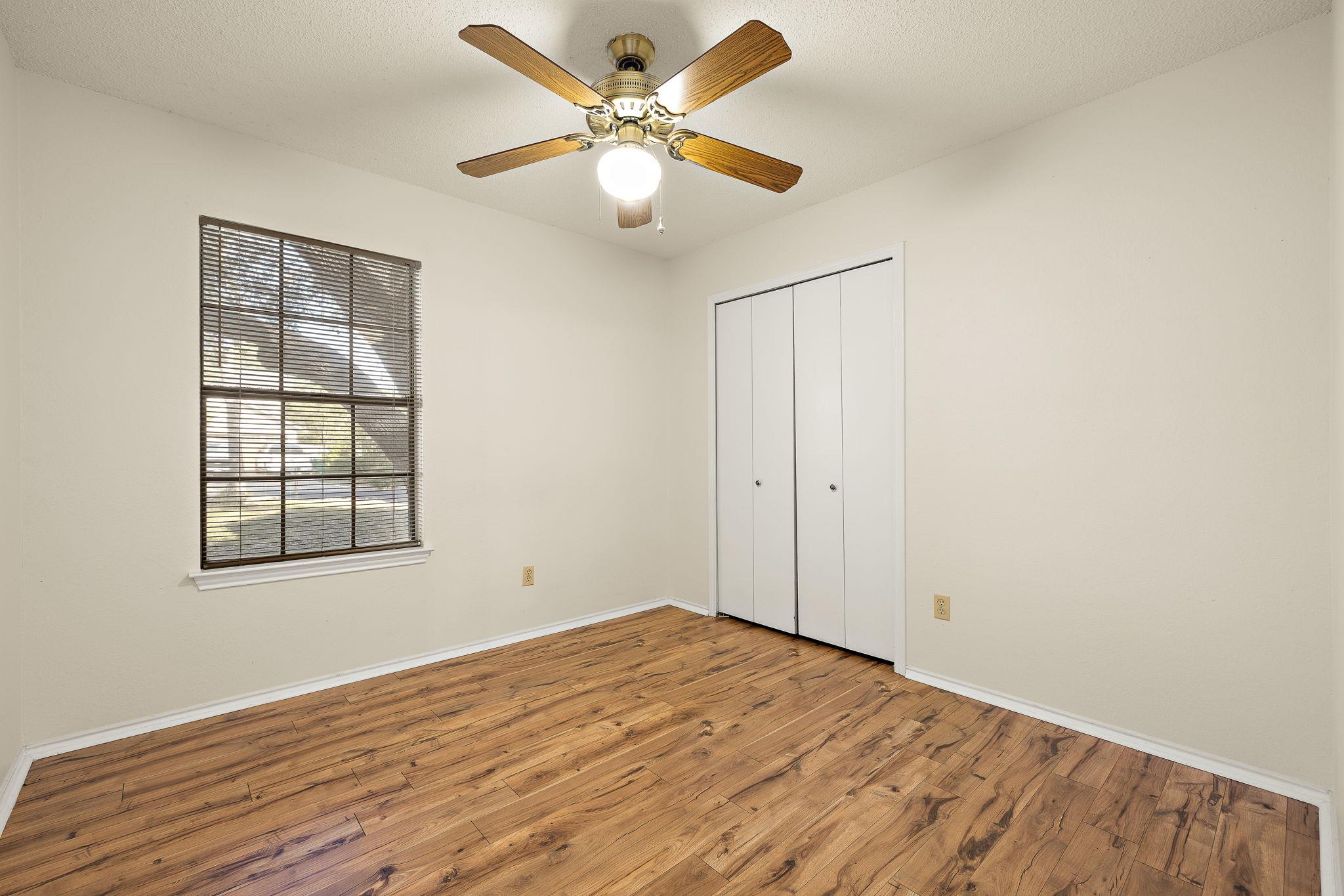 1604 Texas Oak WAY