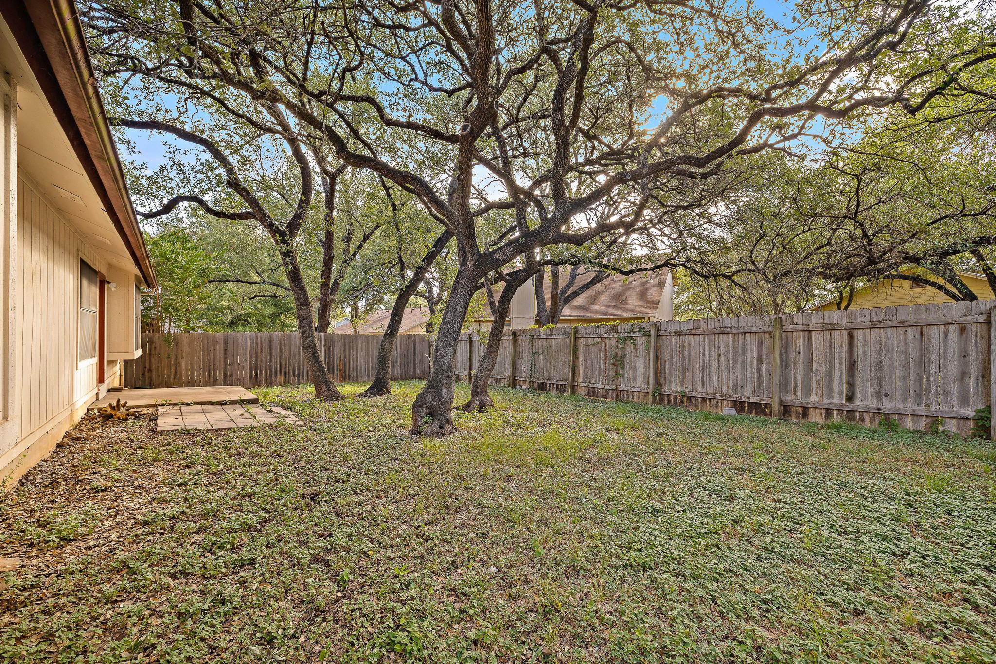 1604 Texas Oak WAY