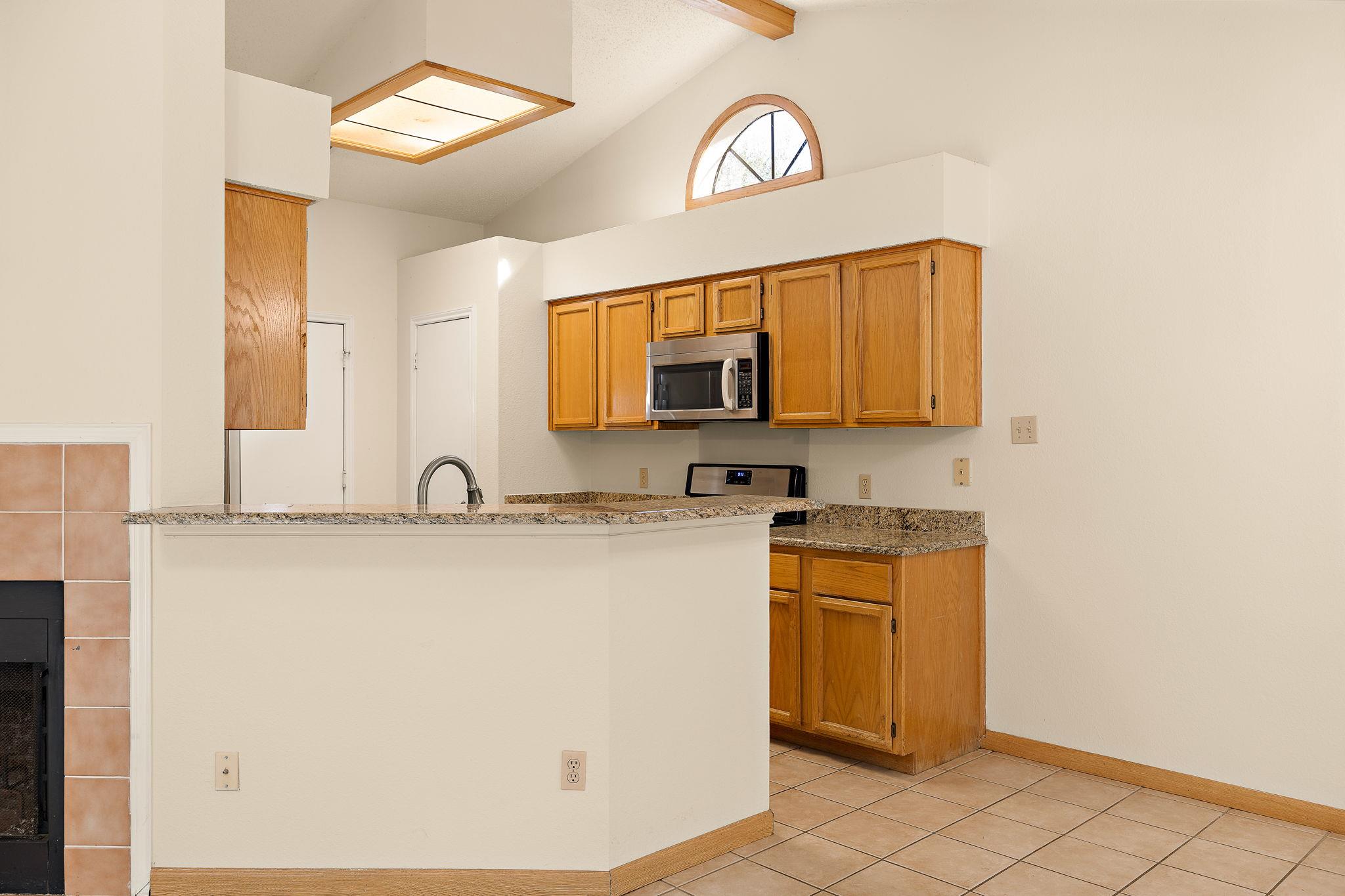 1604 Texas Oak WAY
