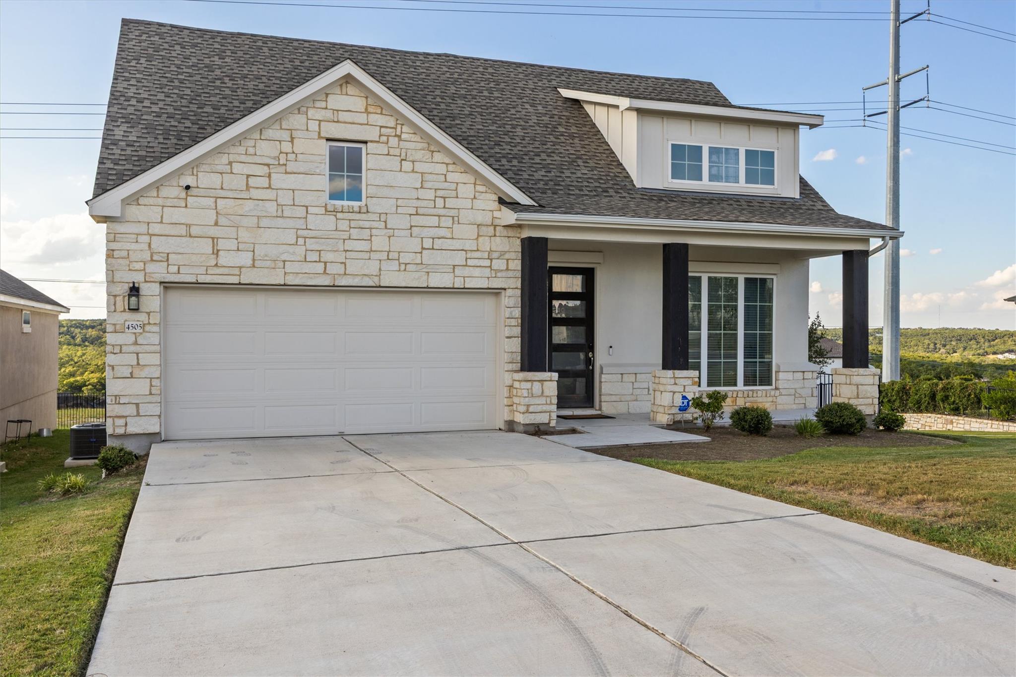 4505 Lucabella LN