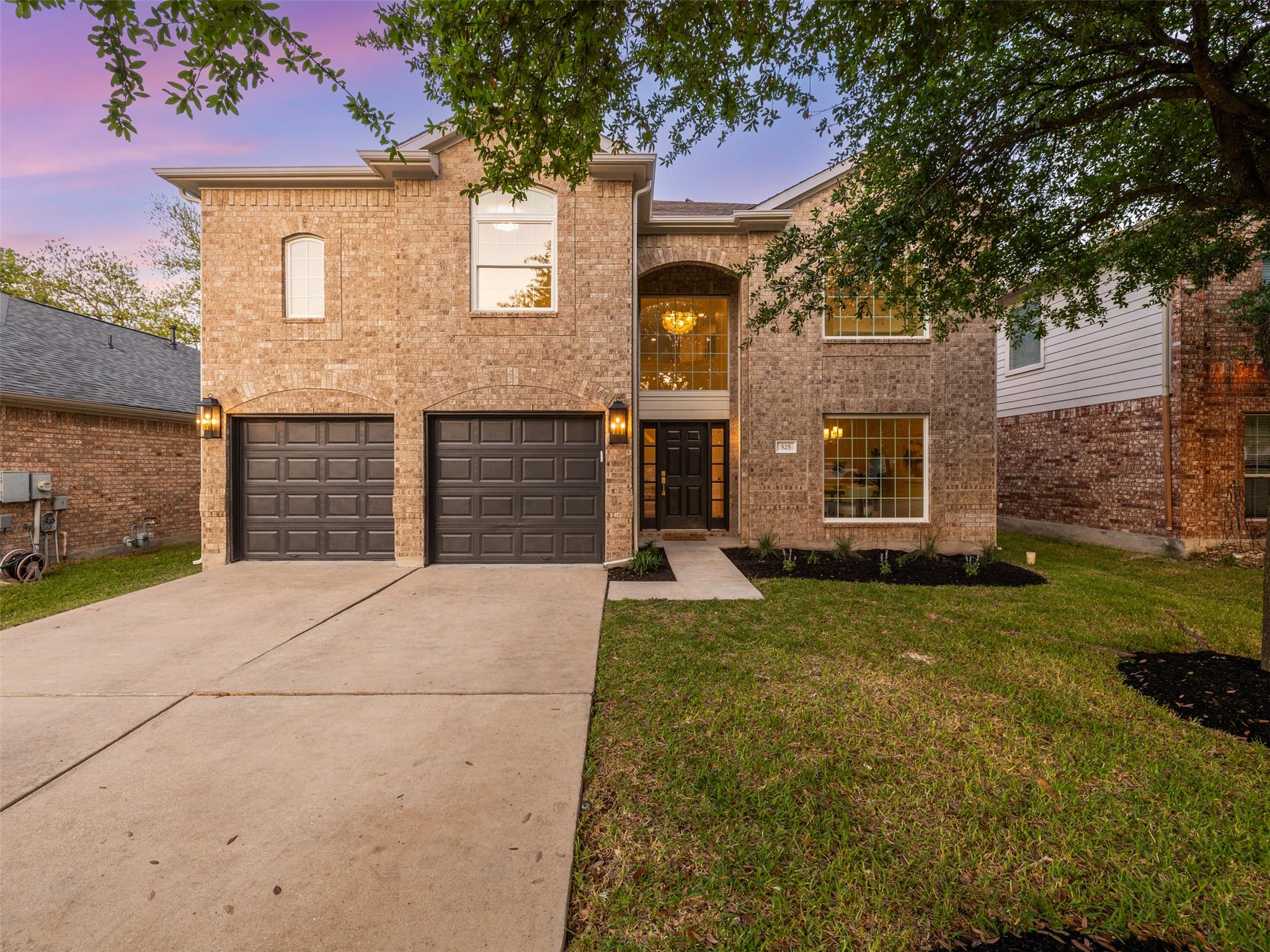 525 Golden Creek DR