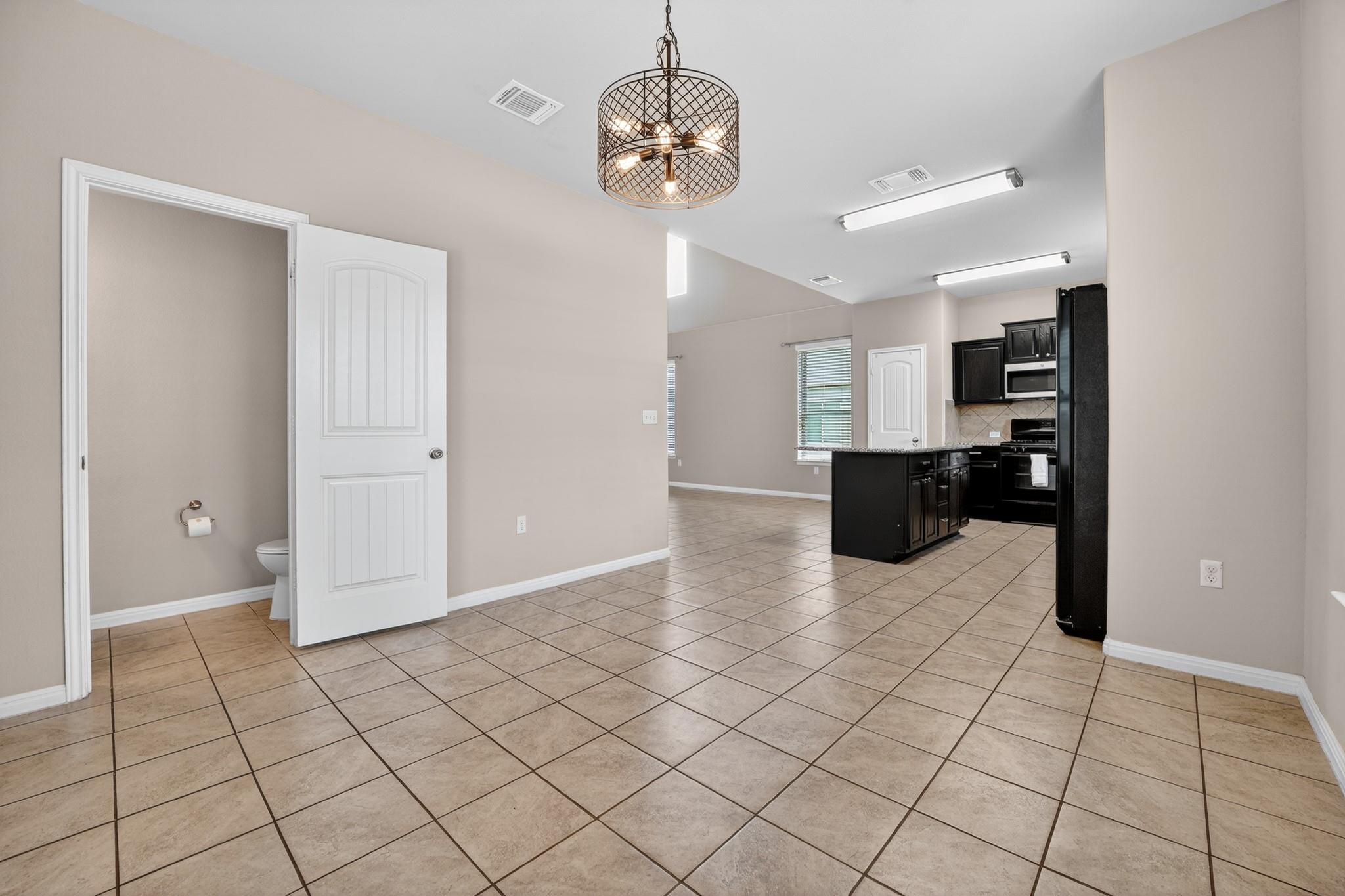 1440 Brooks WAY
