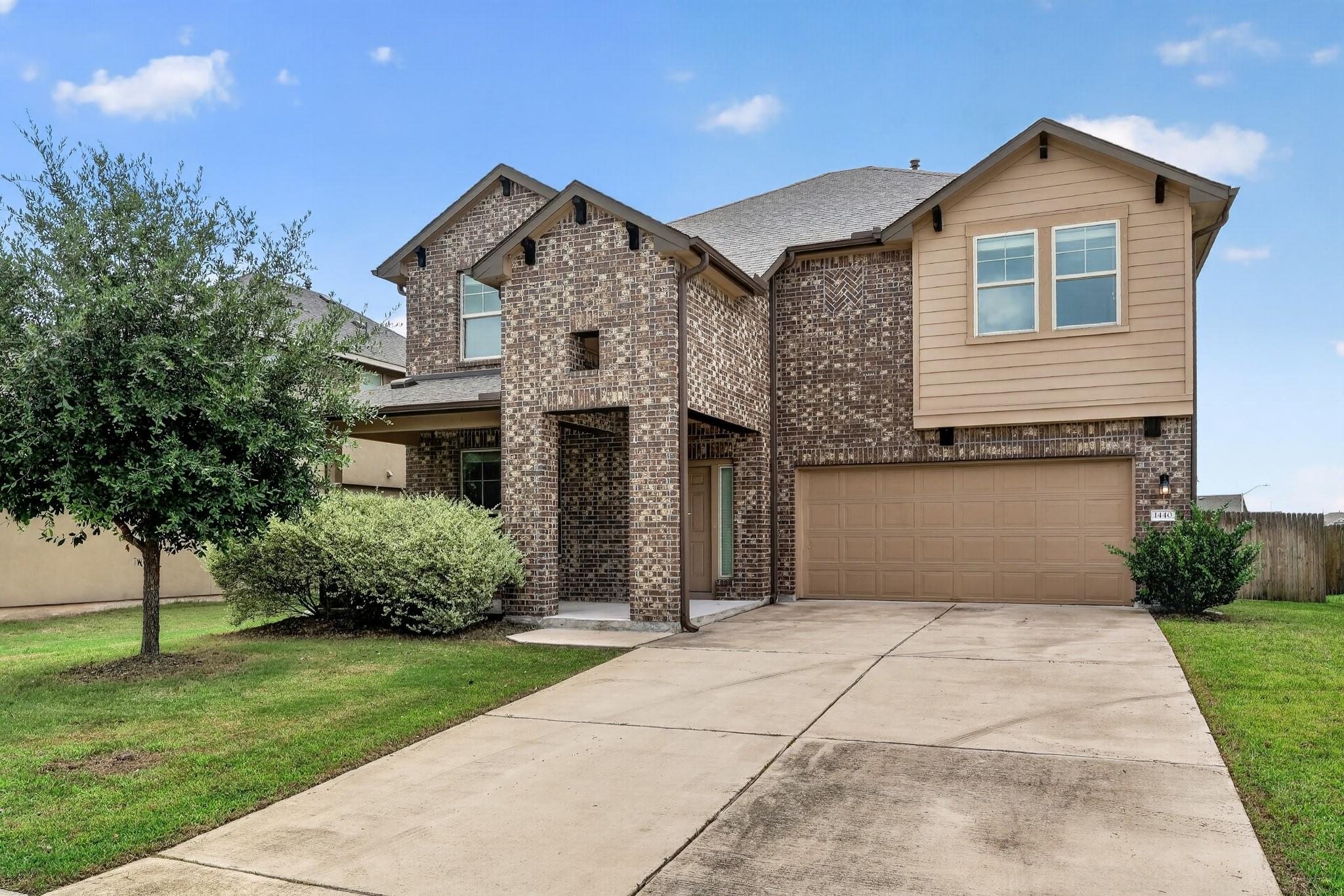 1440 Brooks WAY