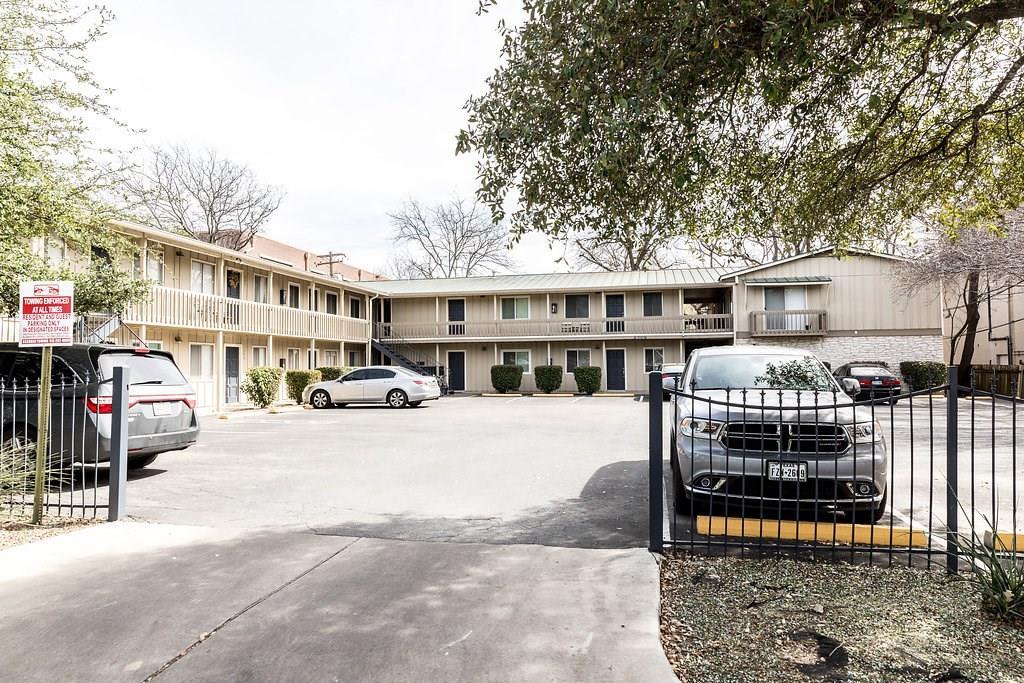 4209 Burnet RD # 206