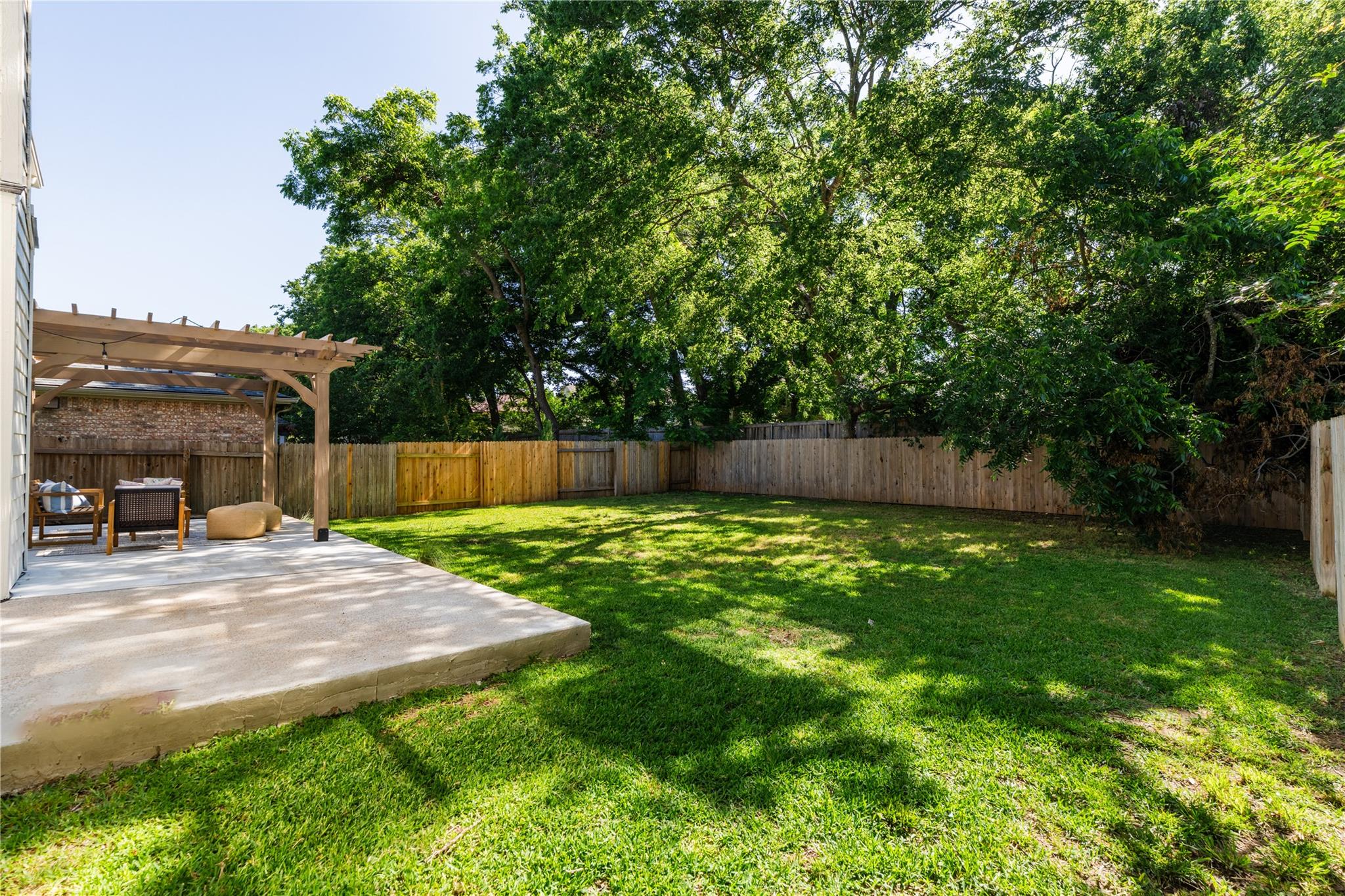 525 Golden Creek DR