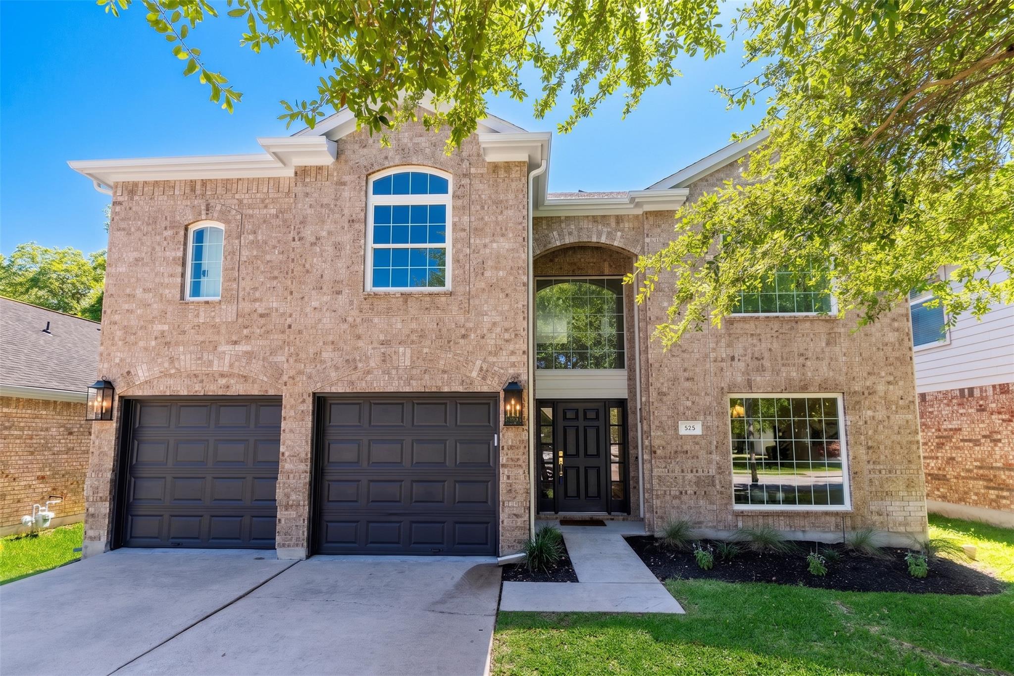 525 Golden Creek DR
