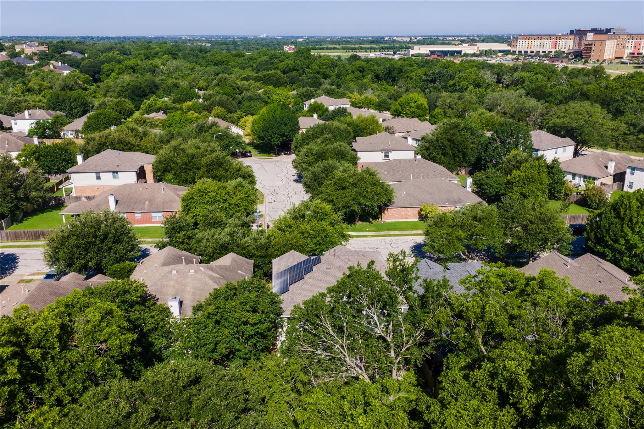 525 Golden Creek DR