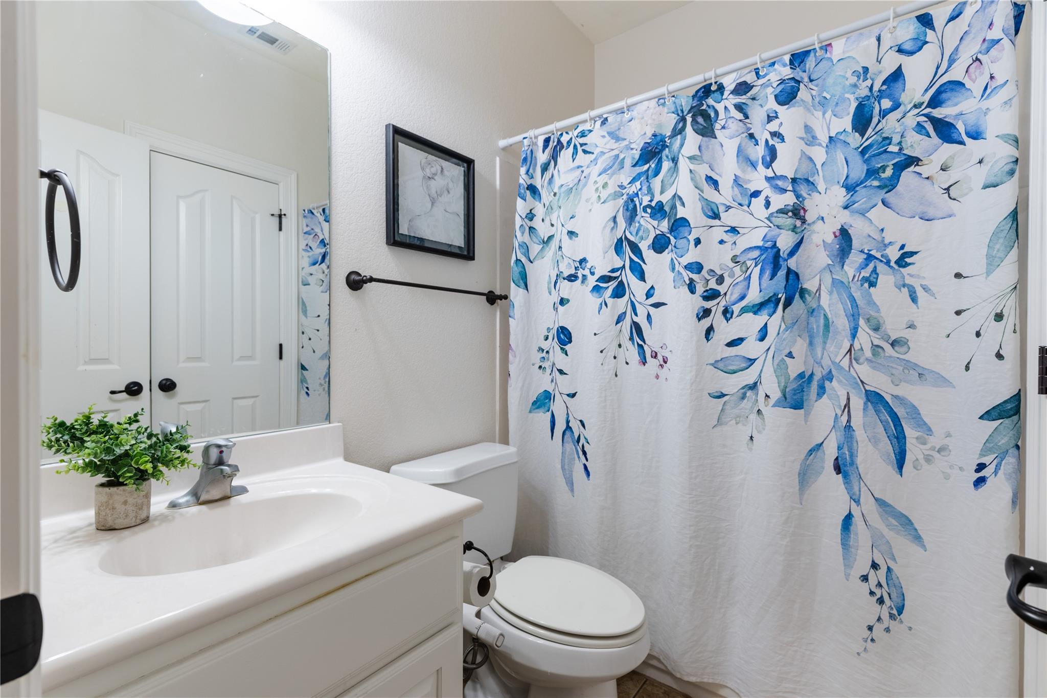 2709 Deep River CIR
