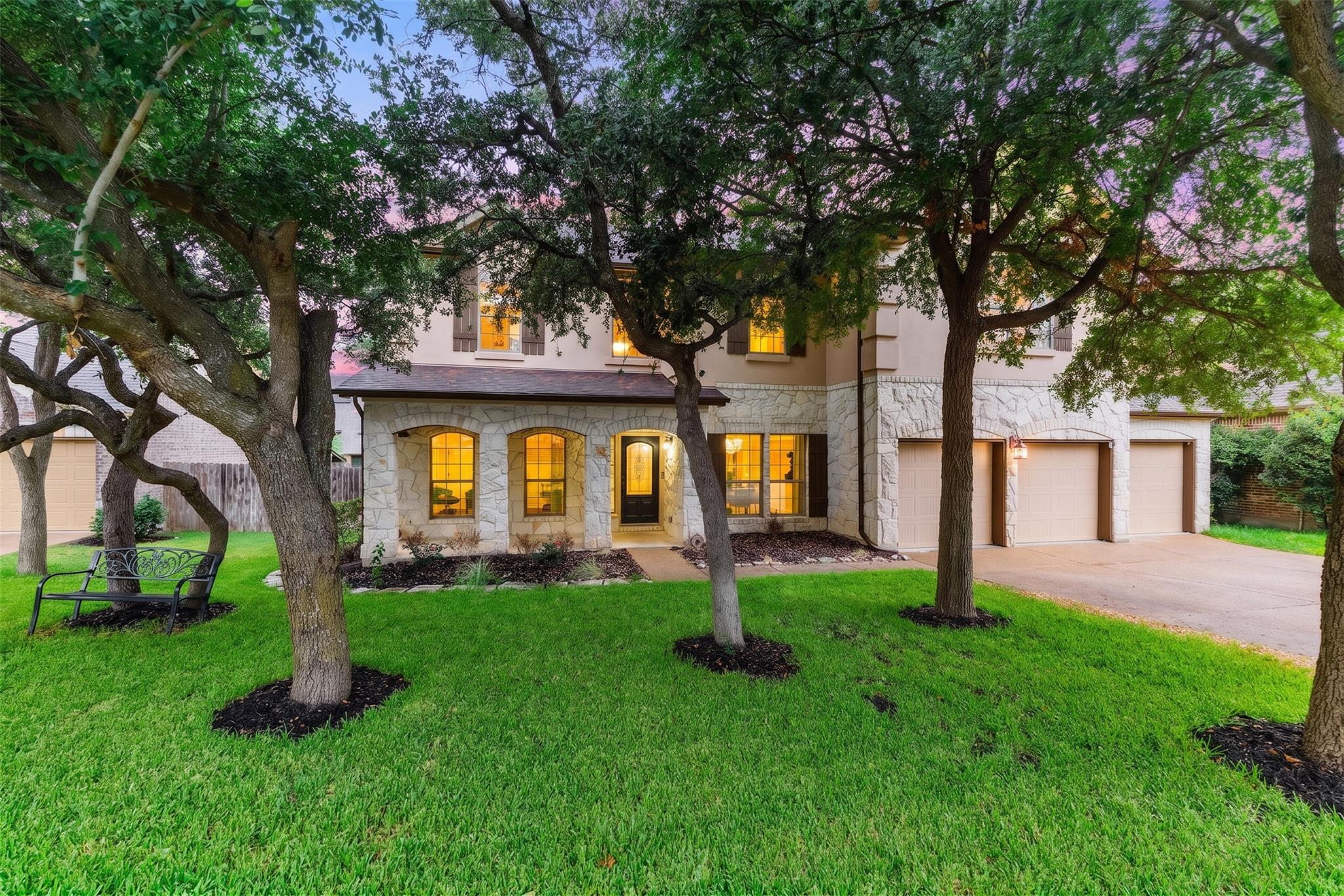 2709 Deep River CIR