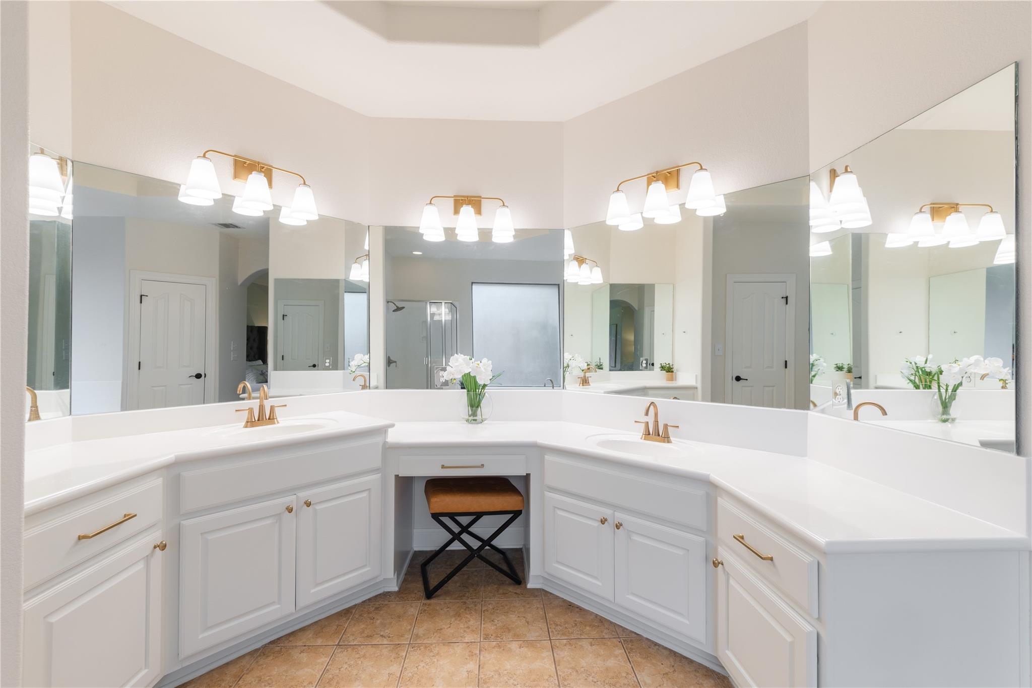 2709 Deep River CIR