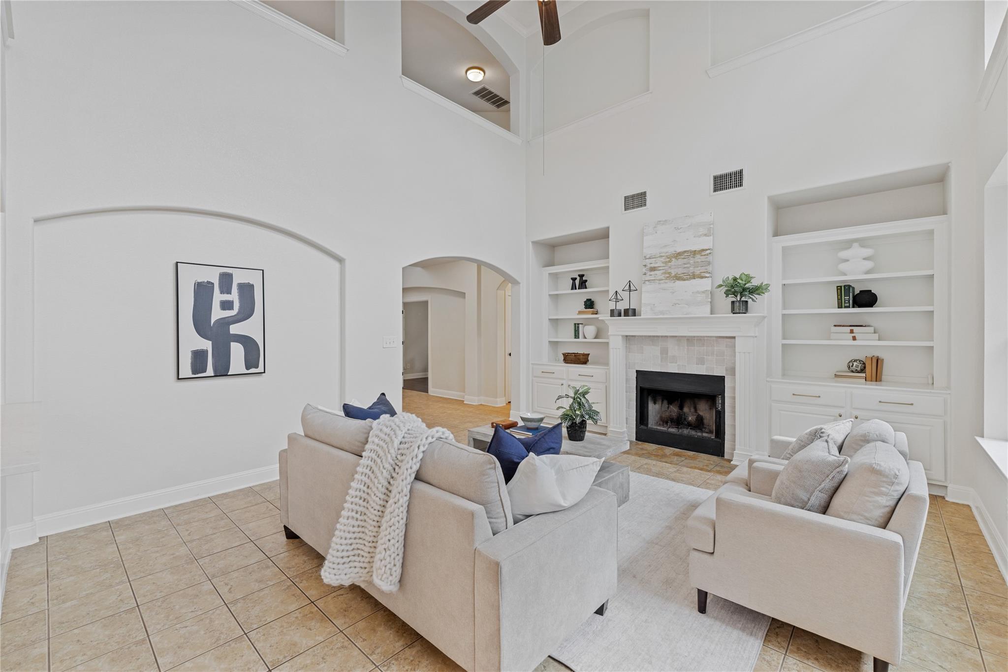 2709 Deep River CIR