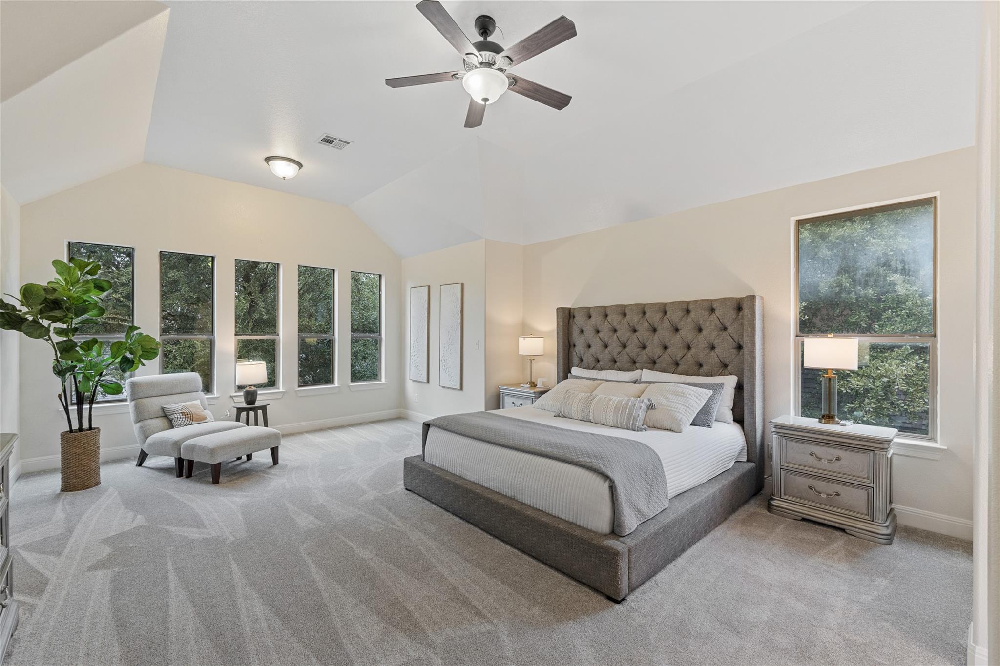 2709 Deep River CIR