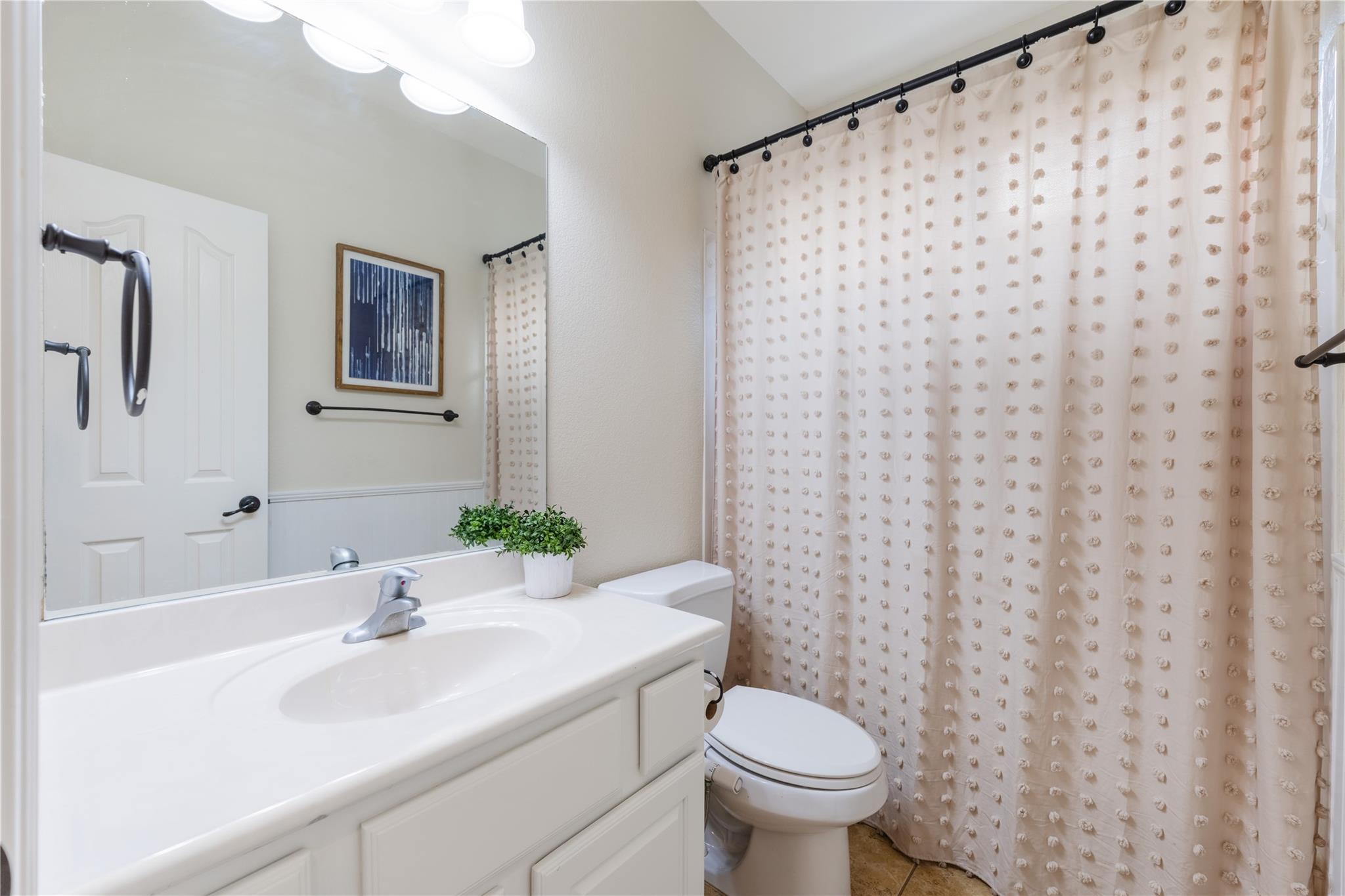 2709 Deep River CIR