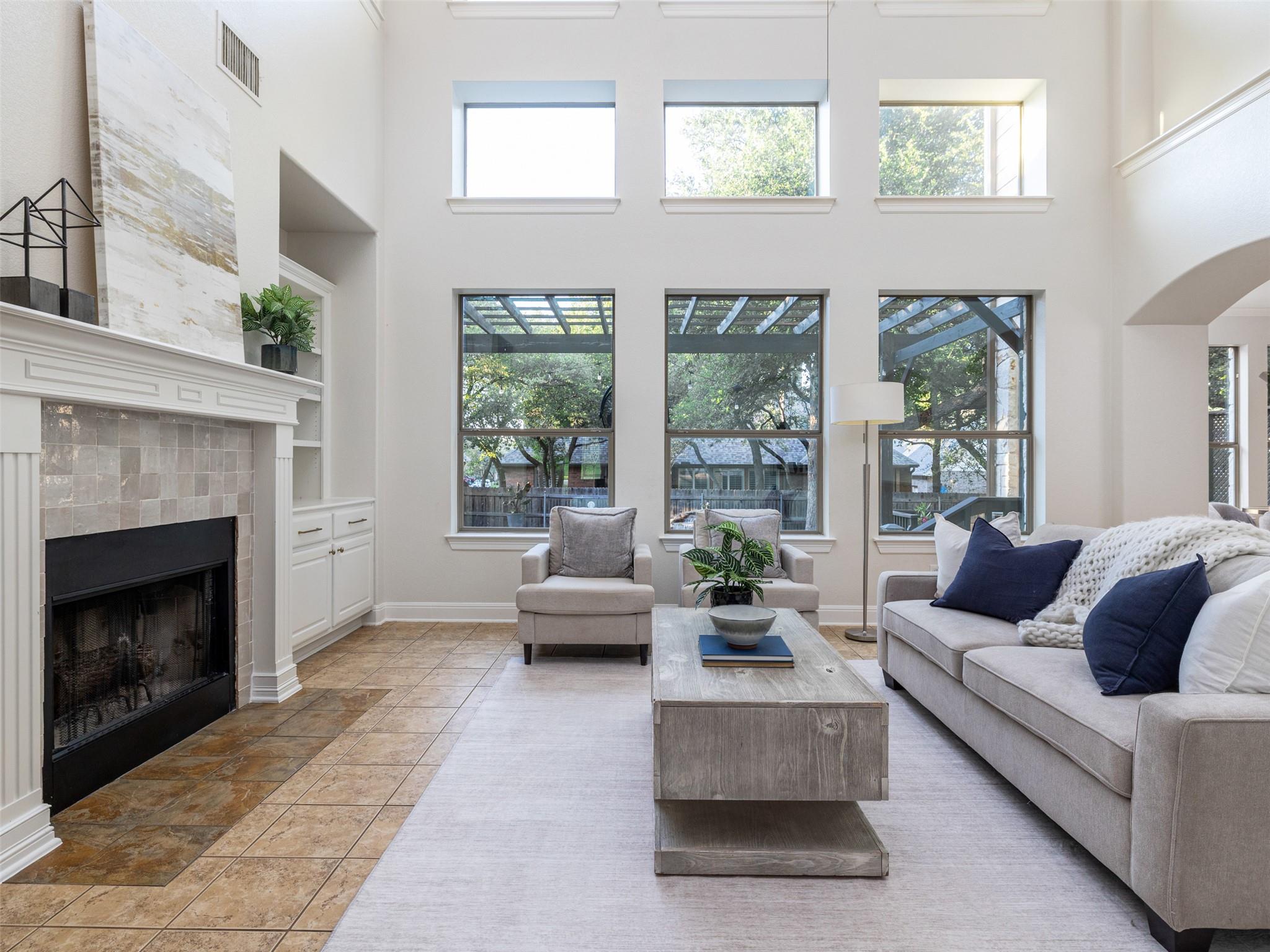 2709 Deep River CIR