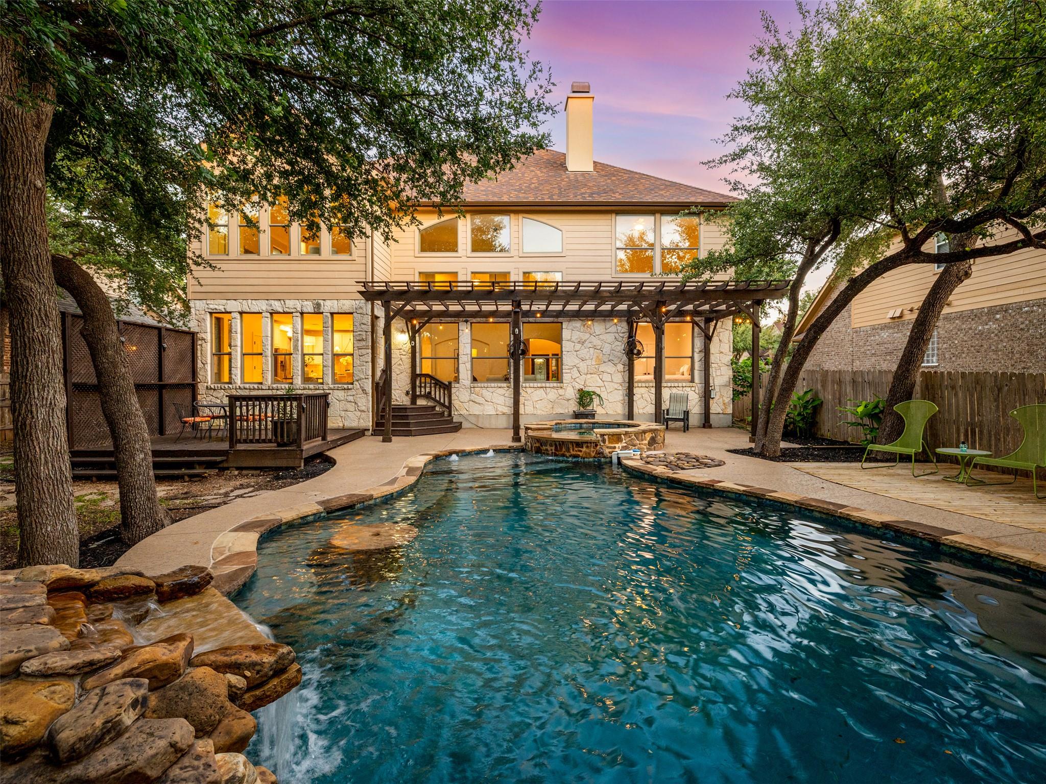 2709 Deep River CIR