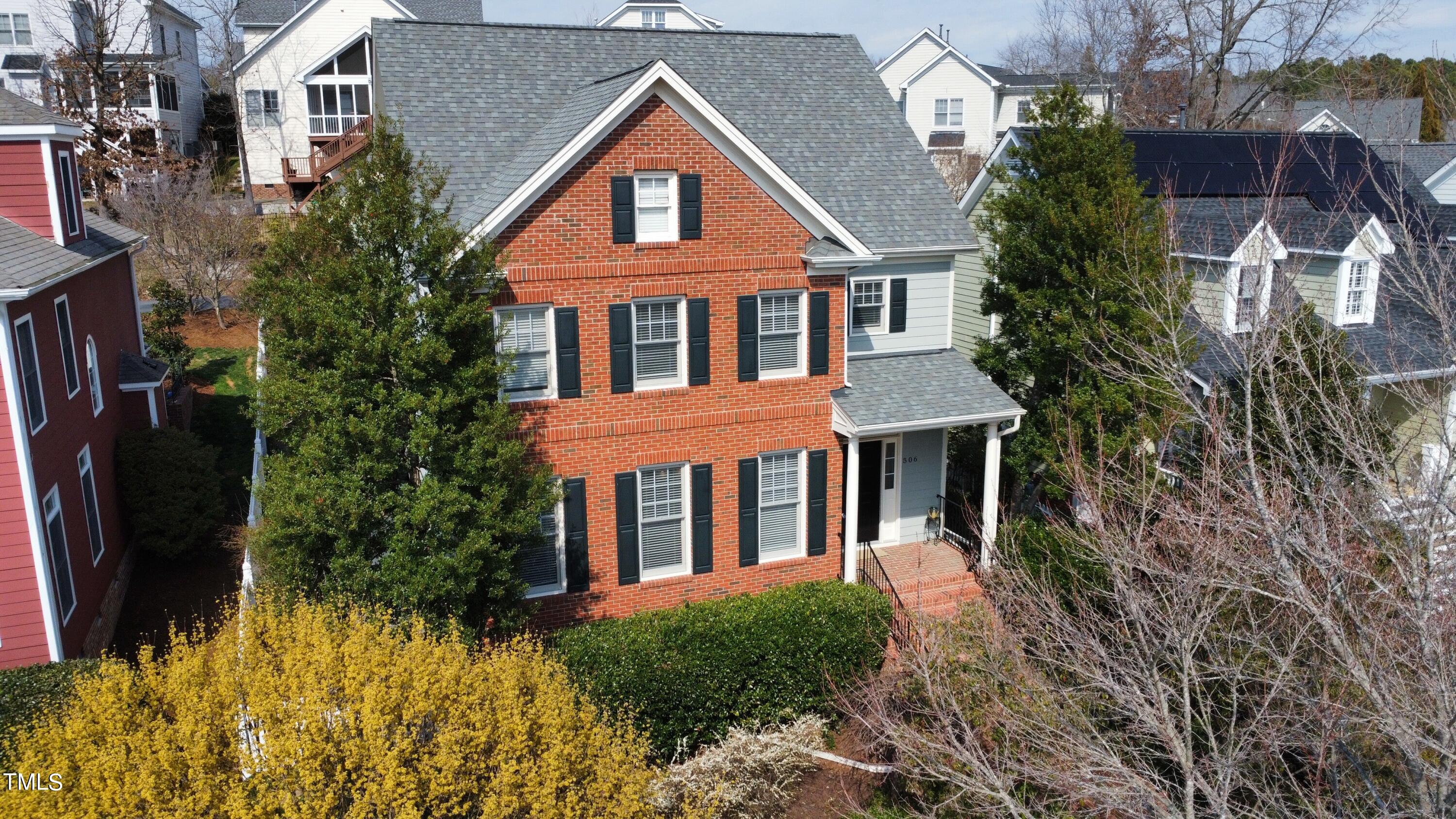 506 Parkview Crescent