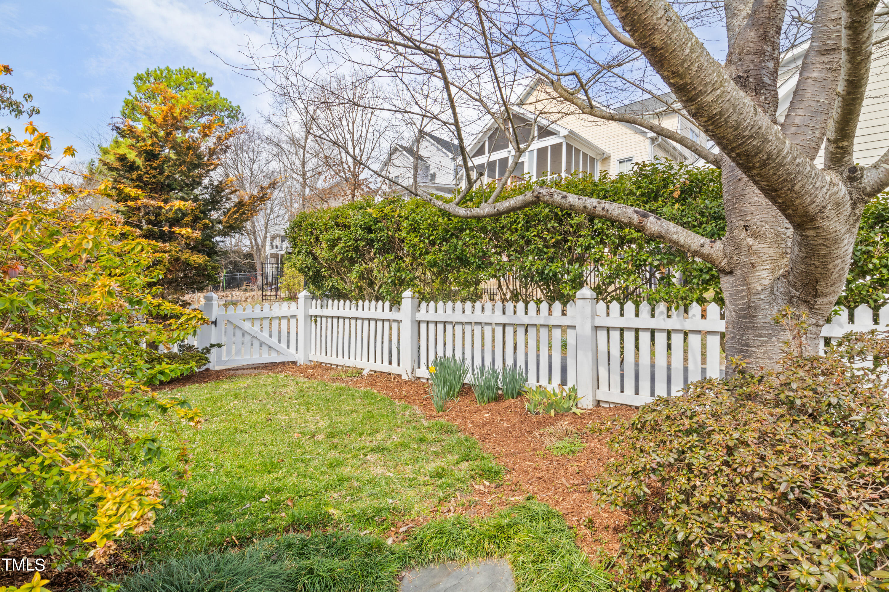 506 Parkview Crescent