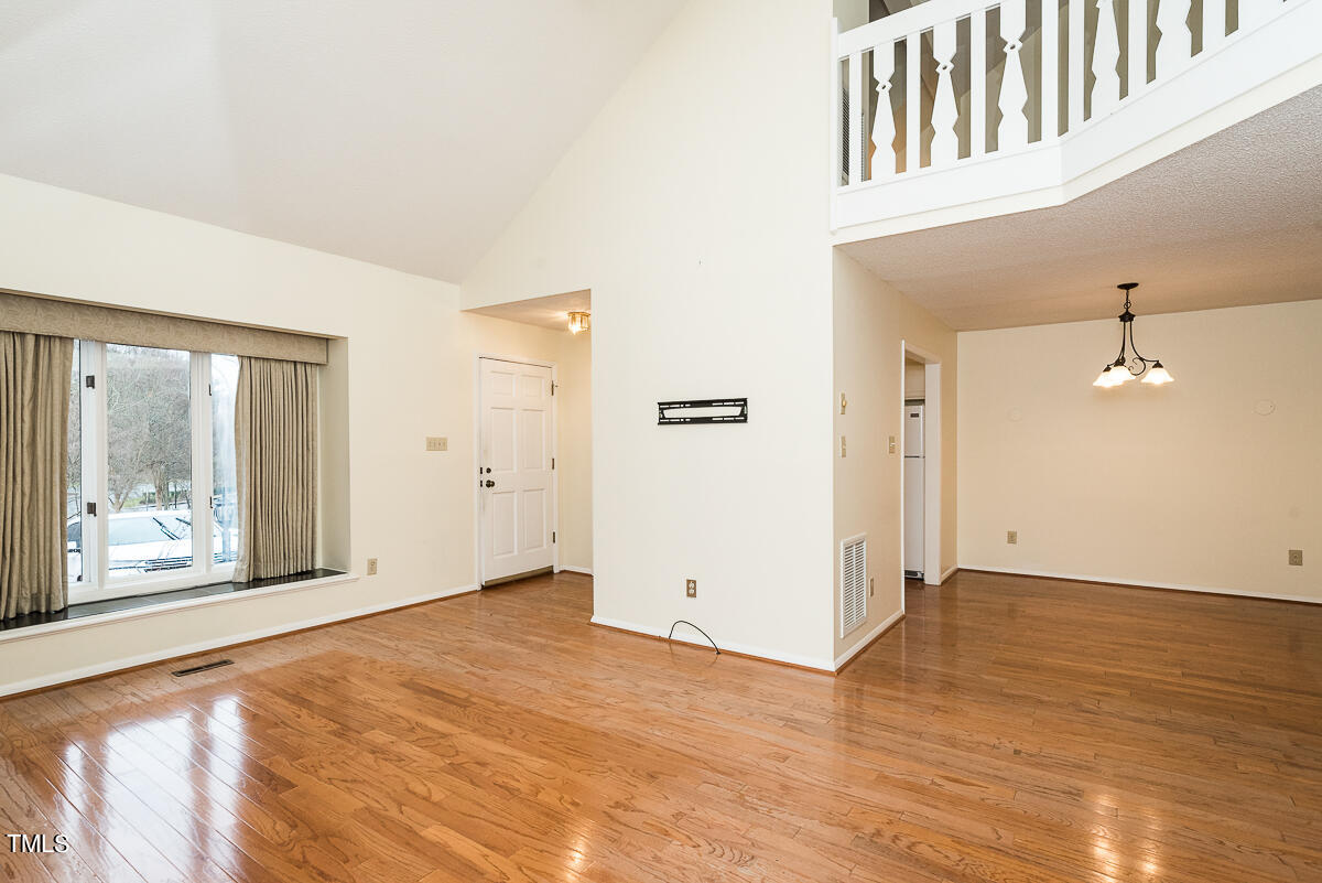 123 Essex Drive