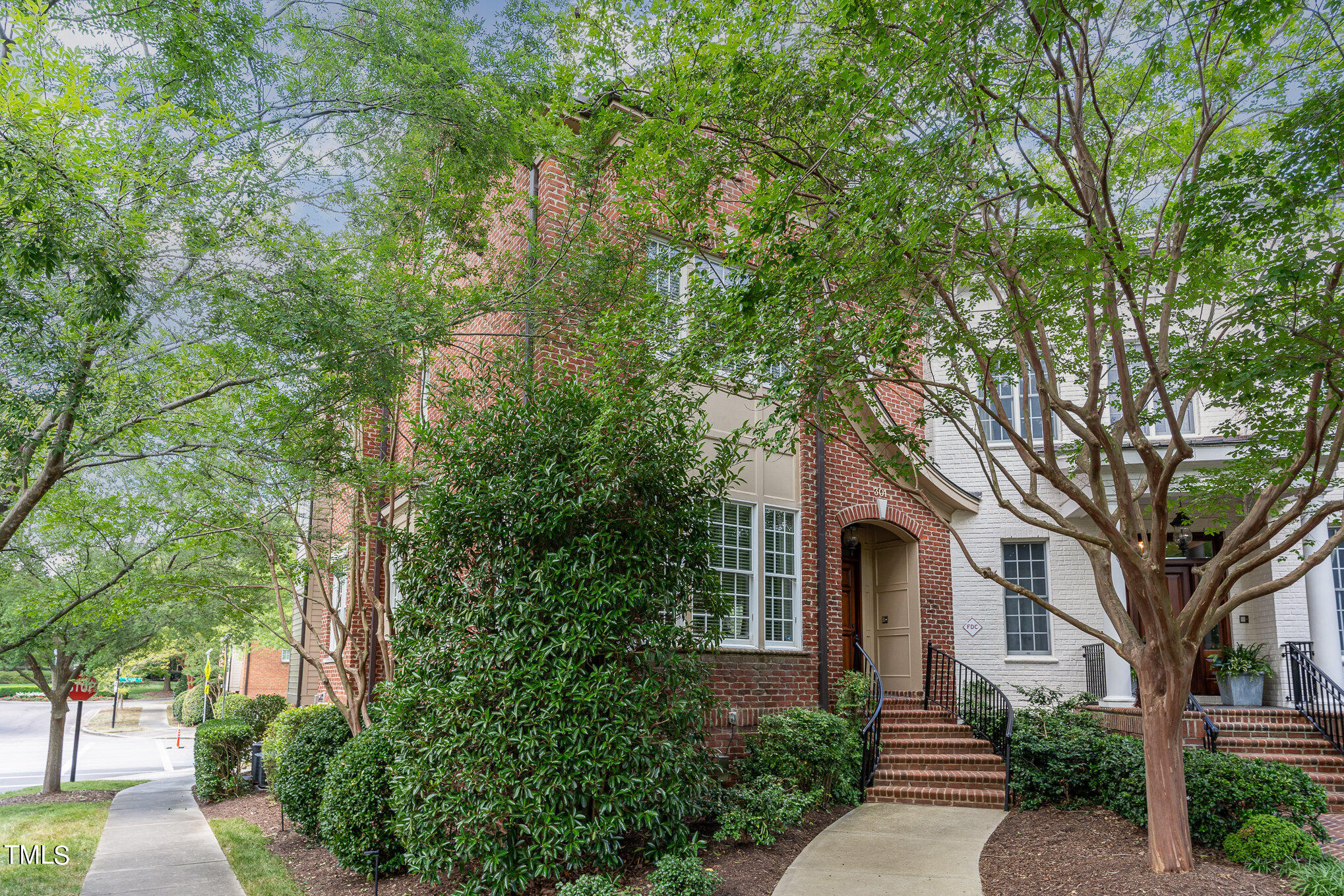 301 Circle Park Place