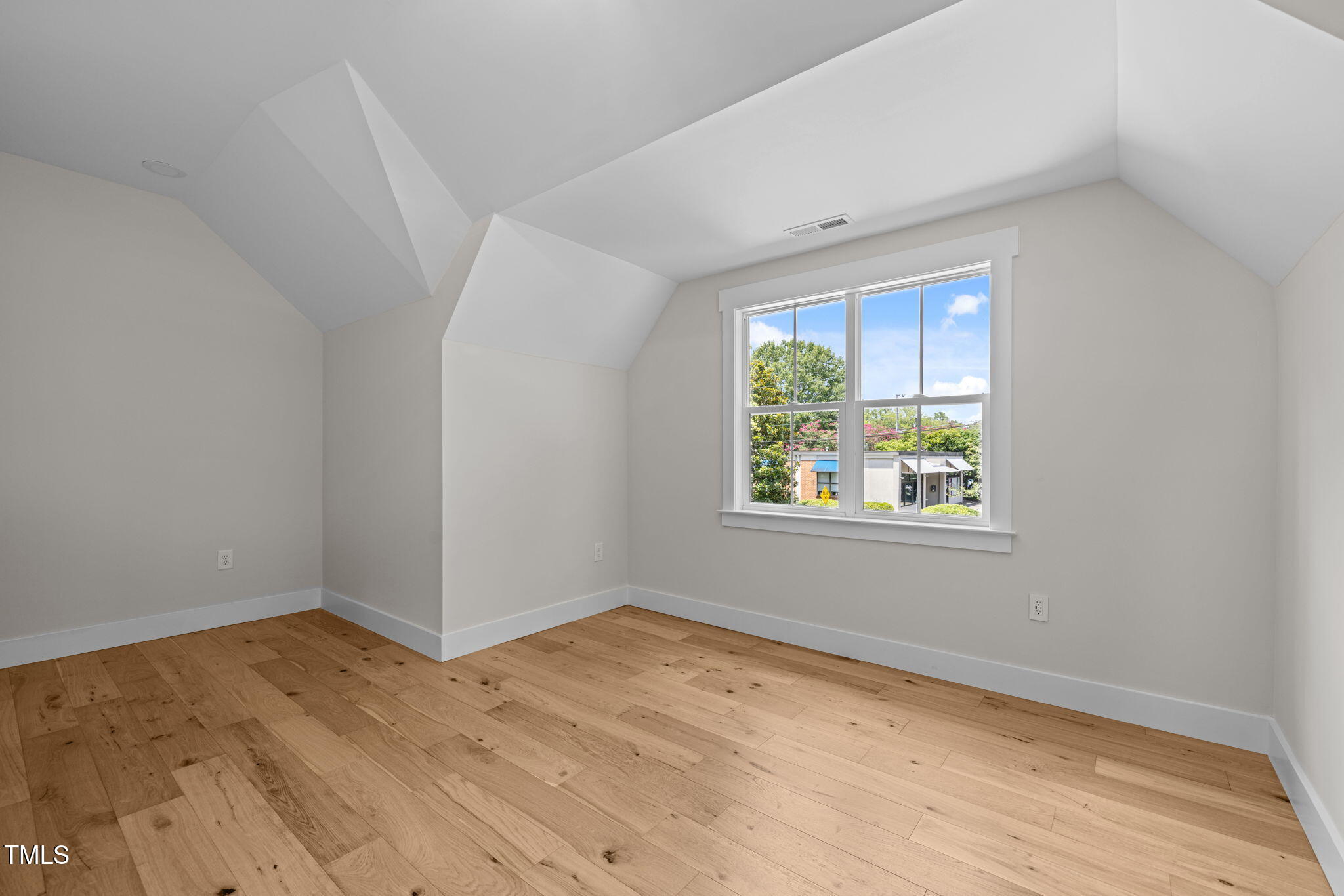 121 W Braxton Foushee Street