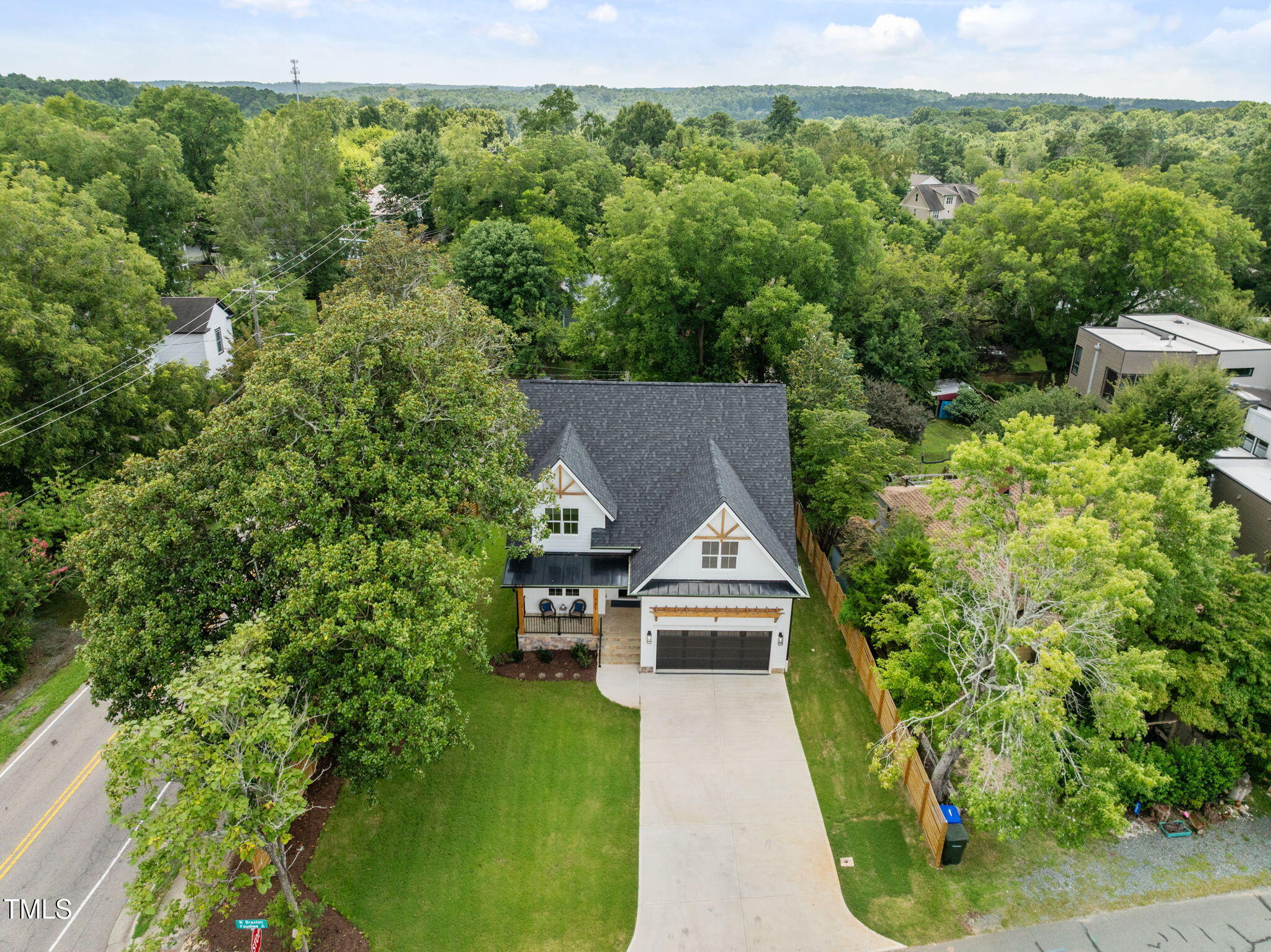 121 W Braxton Foushee Street
