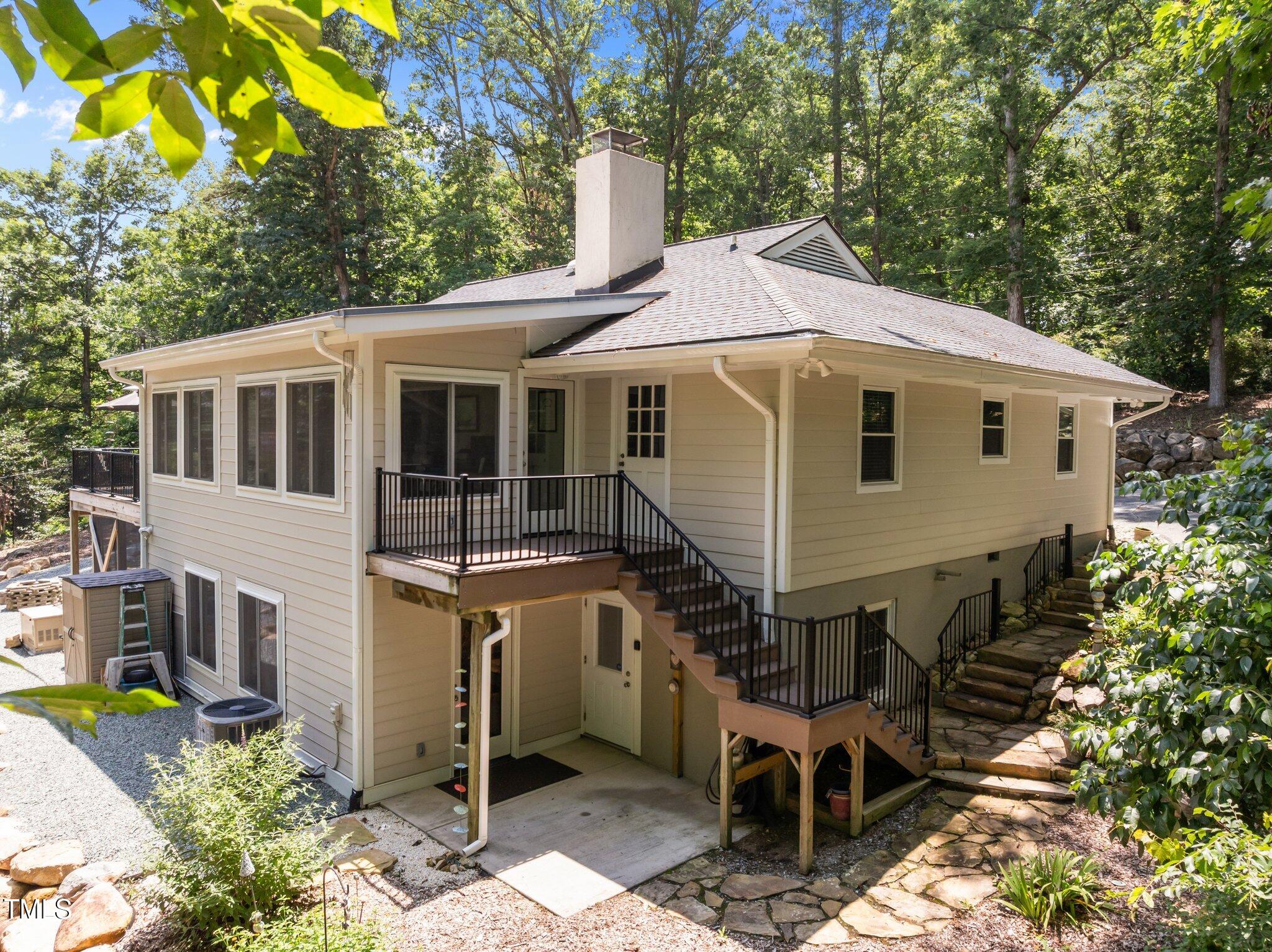 107 Ledge Lane