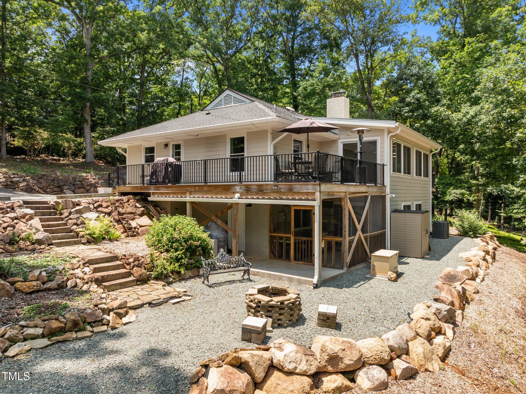 107 Ledge Lane